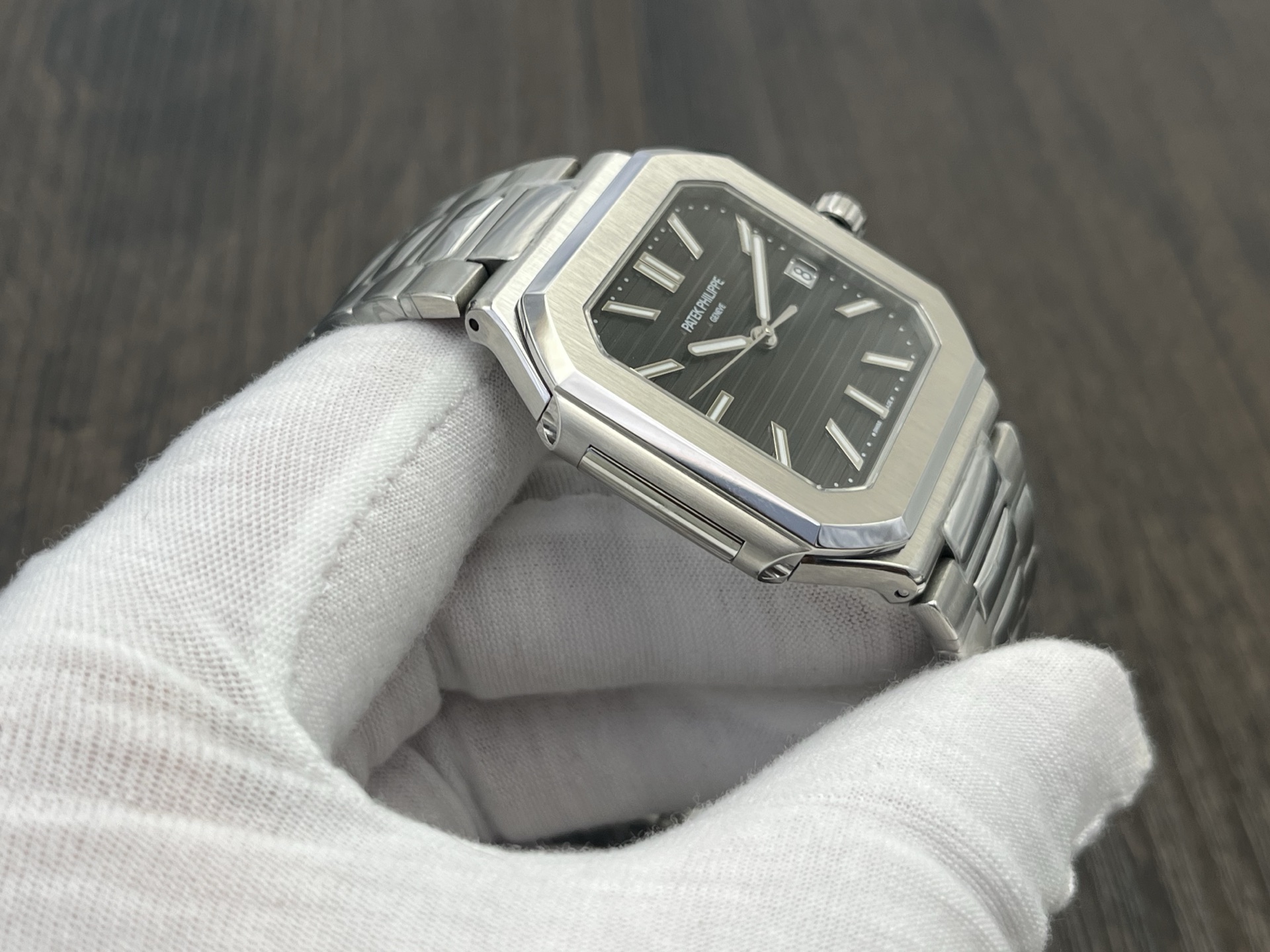 Patek Philippe Cubitus Series Automatic 45mm Black Dial Stainless Steel - Image 4