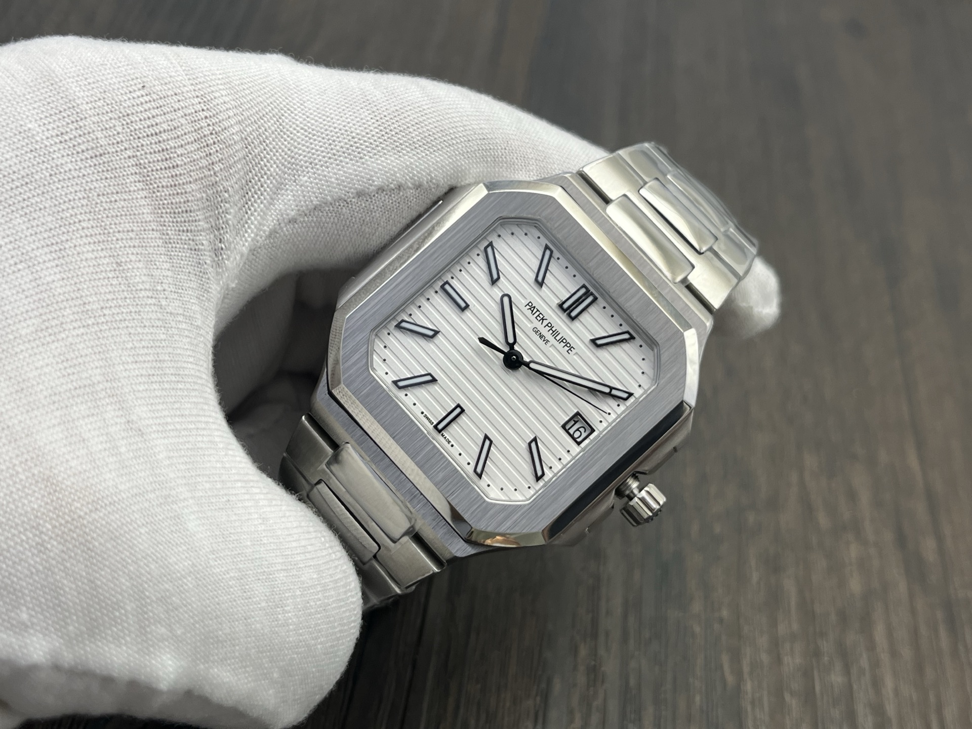 Patek Philippe Cubitus Series Automatic 45mm White Dial Stainless Steel - Image 3