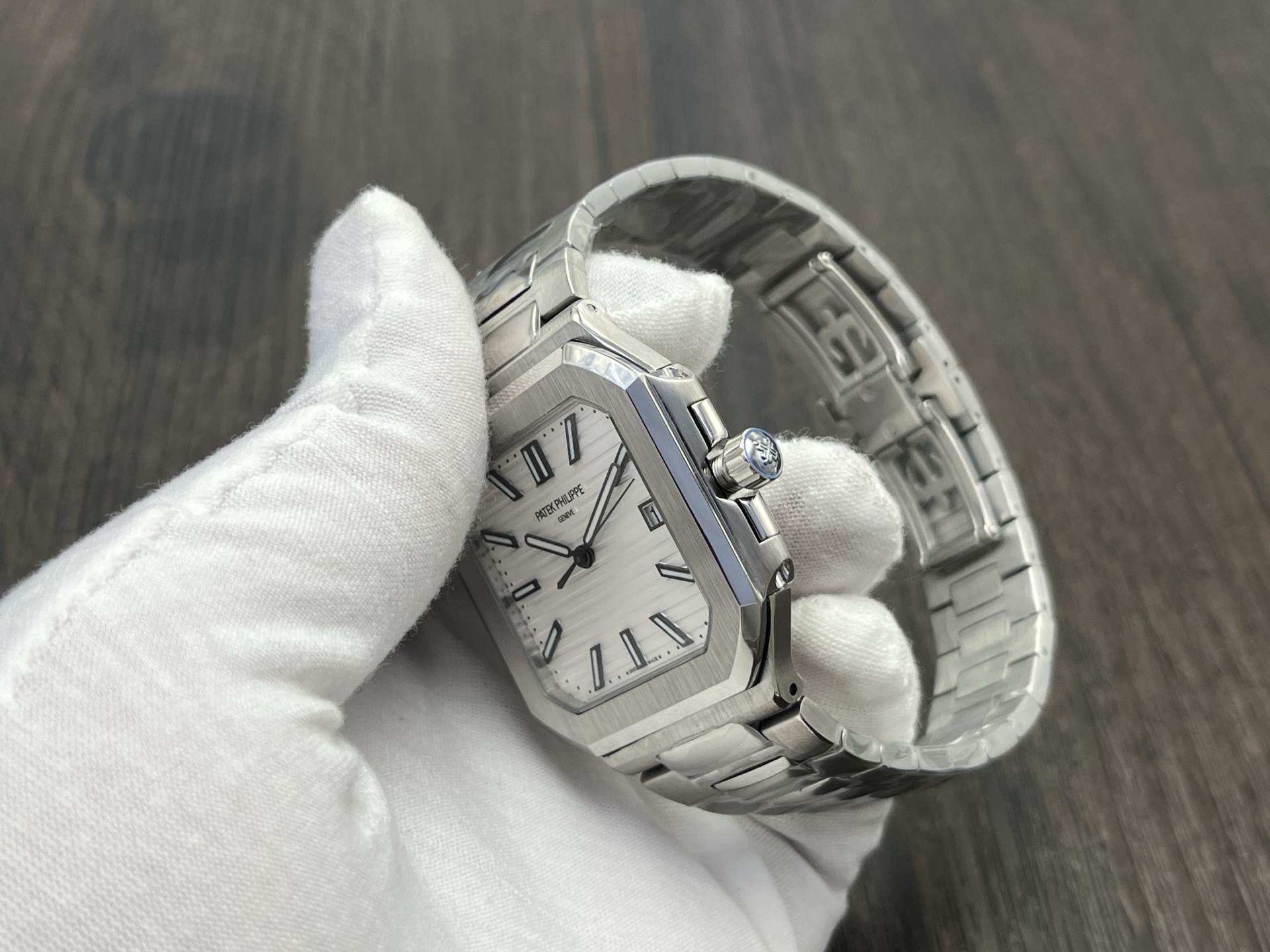 Patek Philippe Cubitus Series Automatic 45mm White Dial Stainless Steel - Image 5