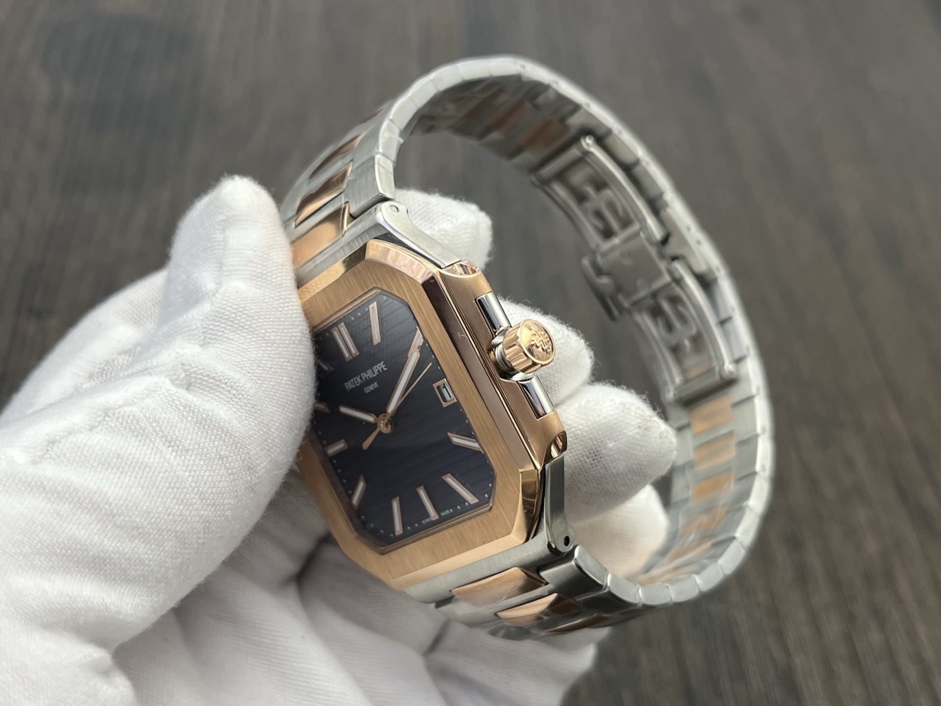 Patek Philippe Cubitus Series Automatic 45mm Blue Dial Two‑Tone Steel & 18K Rose Gold - Image 5