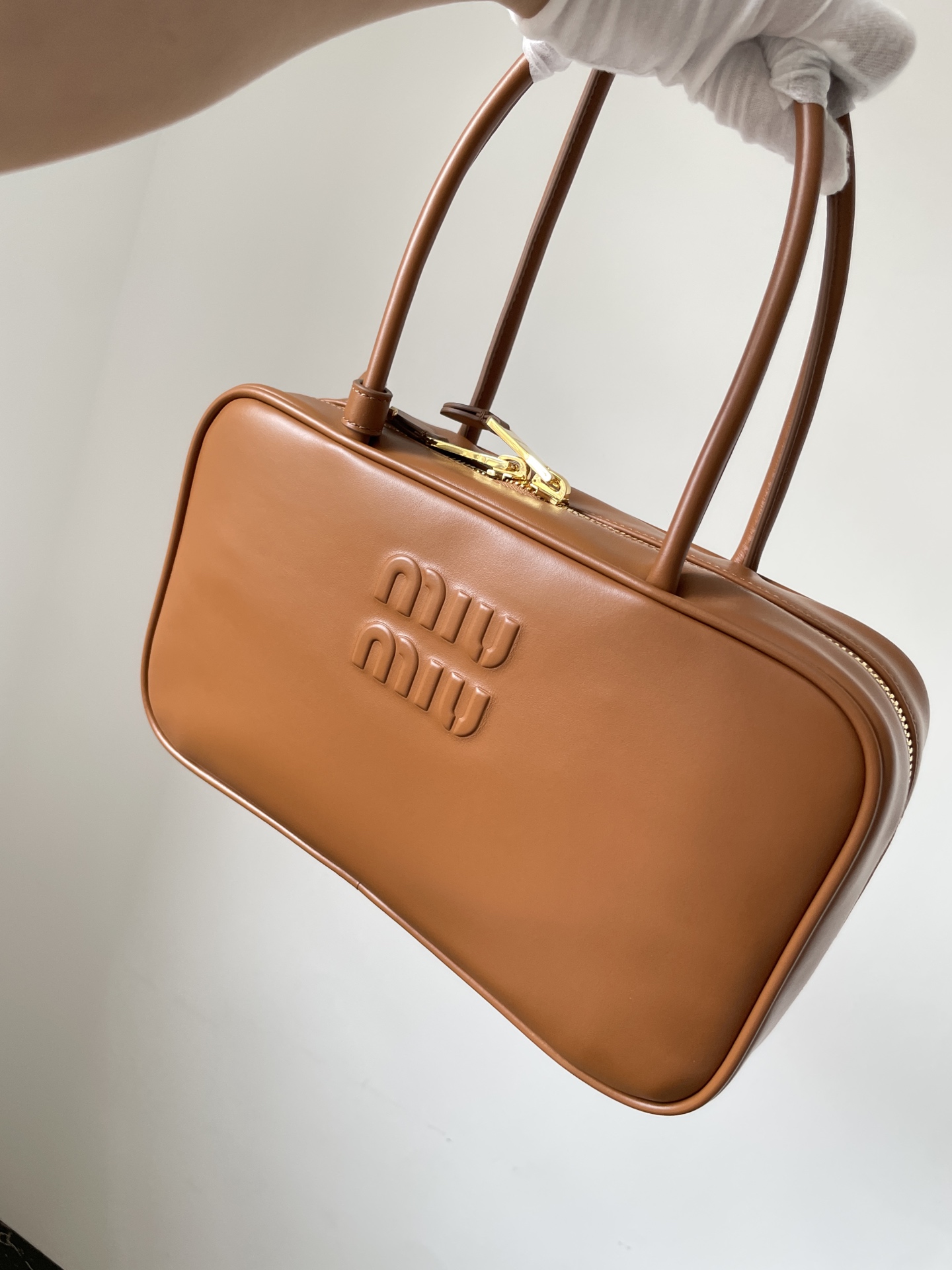 MIU MIU Beau Calfskin Handbag with Embossed Logo – Cognac - Image 6