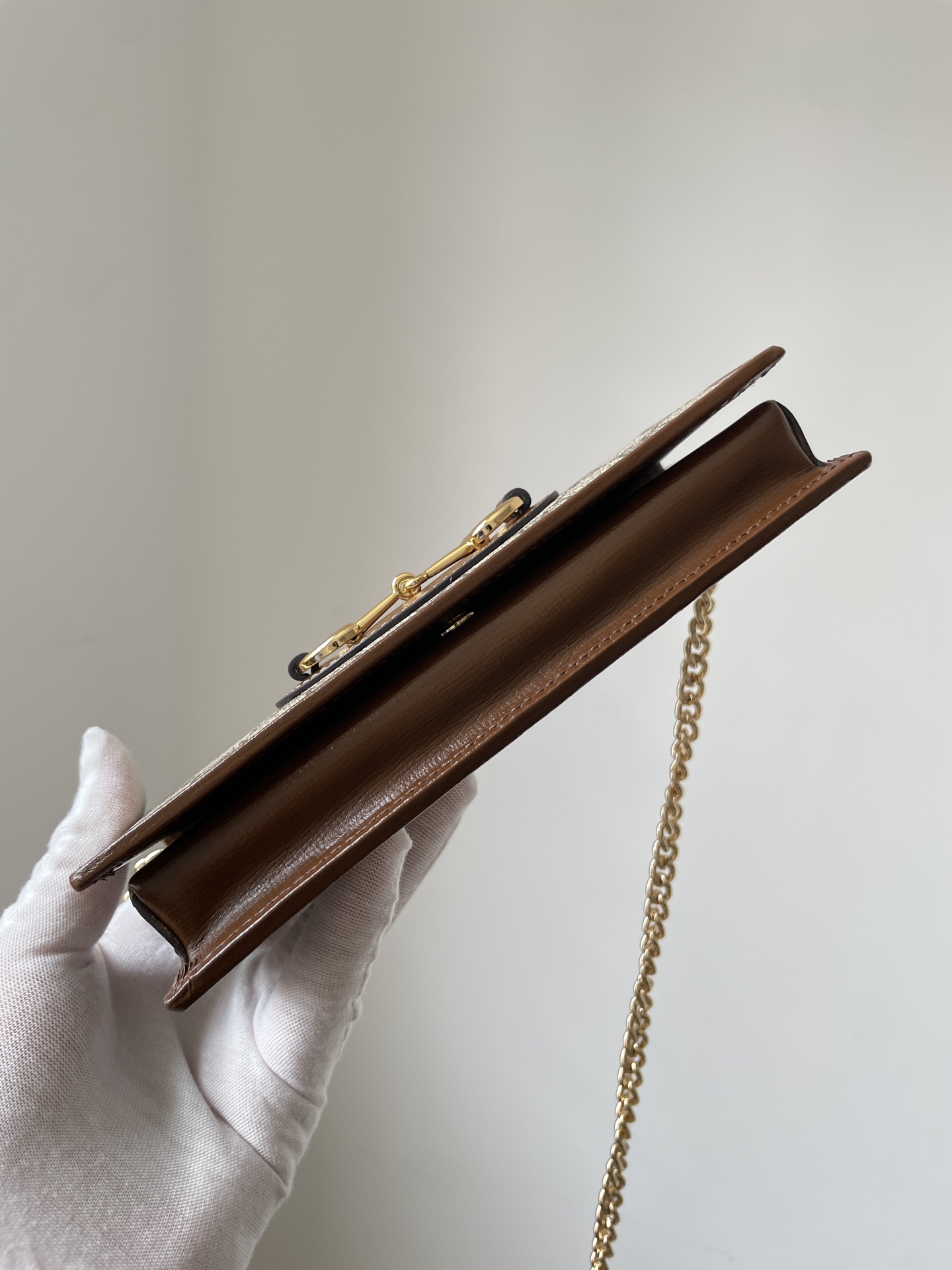 GUCCI Horsebit 1955 GG Supreme Canvas Chain Wallet Bag - Image 7