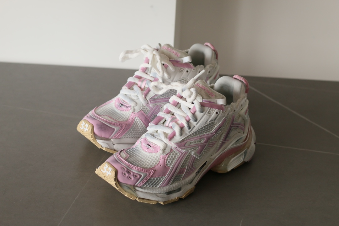 Balenciaga Runner Pink White Vintage Low-Top Sneakers Unisex - Image 6