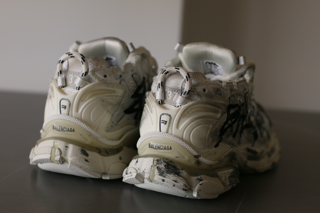 Balenciaga Runner Mesh Lace-Up Low-Top Distressed White Black Sneakers - Image 7