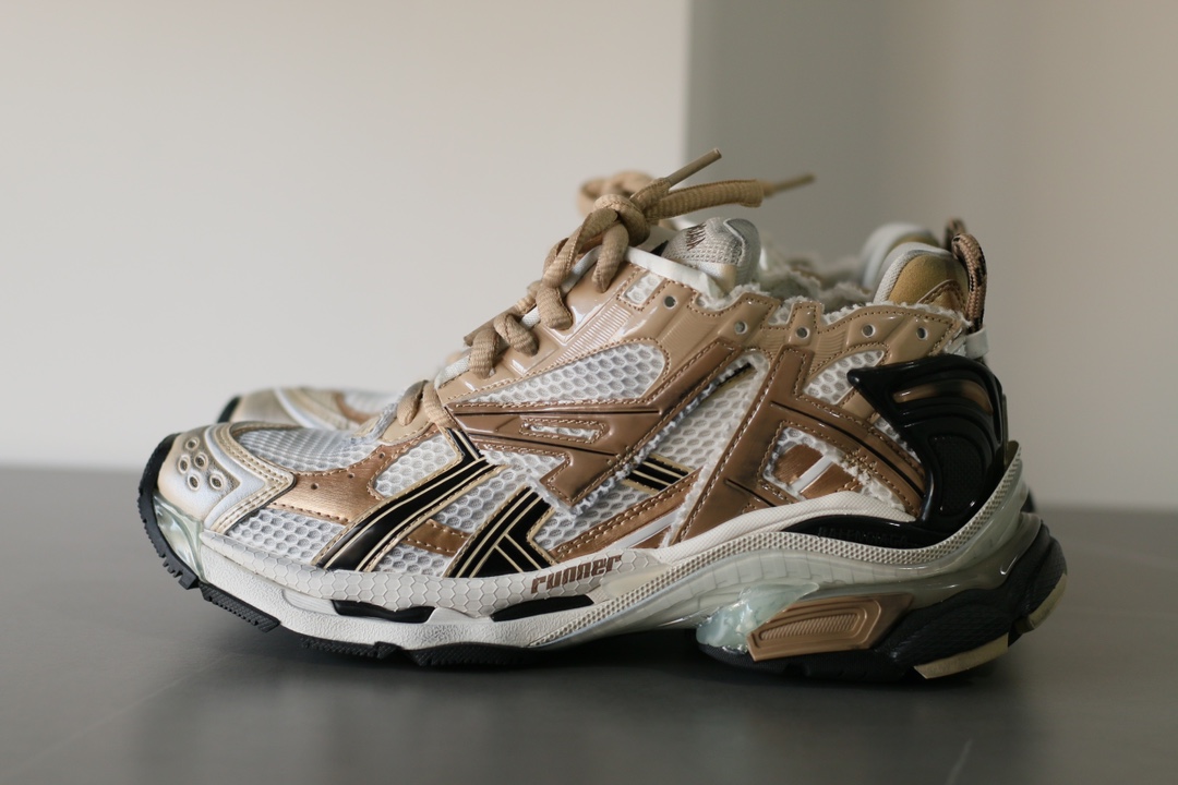 Balenciaga Runner Thick-Soled Low-Top Distressed Beige Gold Sneakers - Image 2