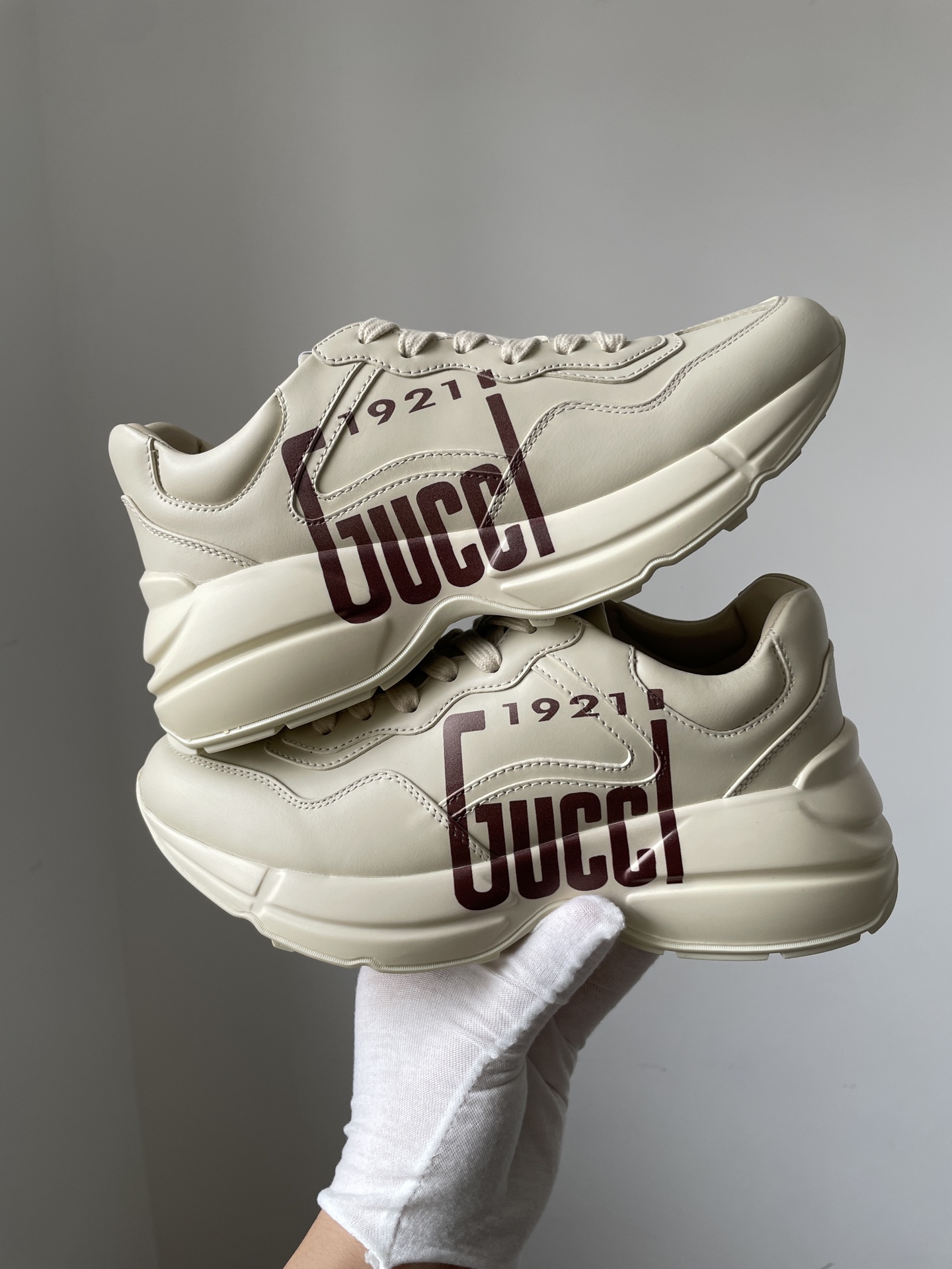 Gucci Rhyton Retro Low-Top Sneakers Unisex Ivory - Image 6