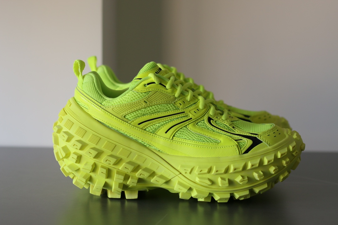 Balenciaga Defender Thick-Soled Low-Top Distressed Fluorescent Green Sneakers - Image 2