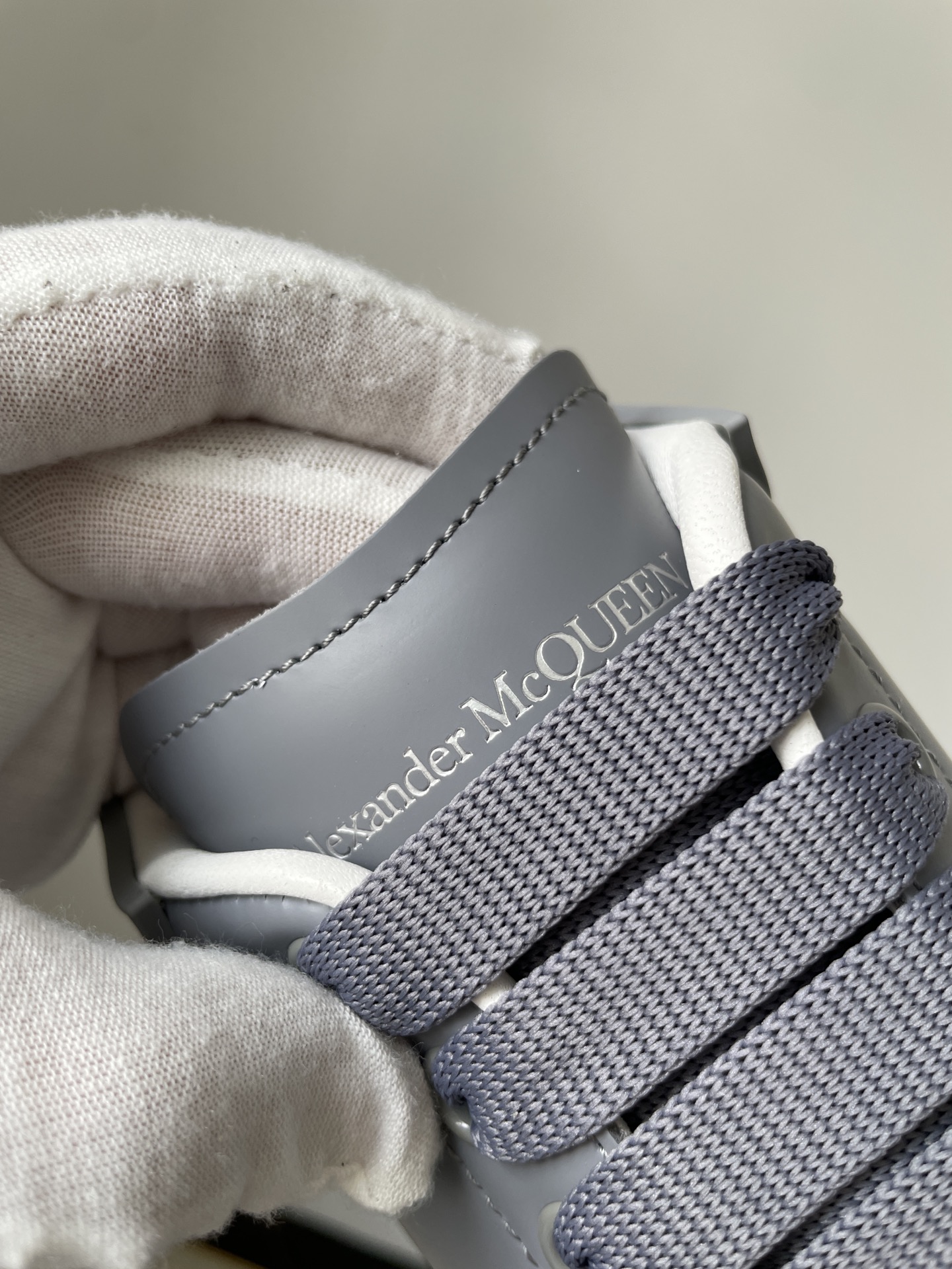 Alexander McQueen Oversized Sneaker Leather Round Toe Lace-Up Low-Top Sneakers Men Gray - Image 7