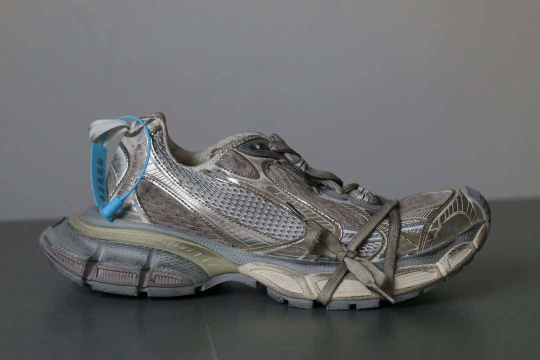 Balenciaga 3XL Mesh Lace-Up Low-Top Distressed Light Beige Sneakers for Women - Image 6