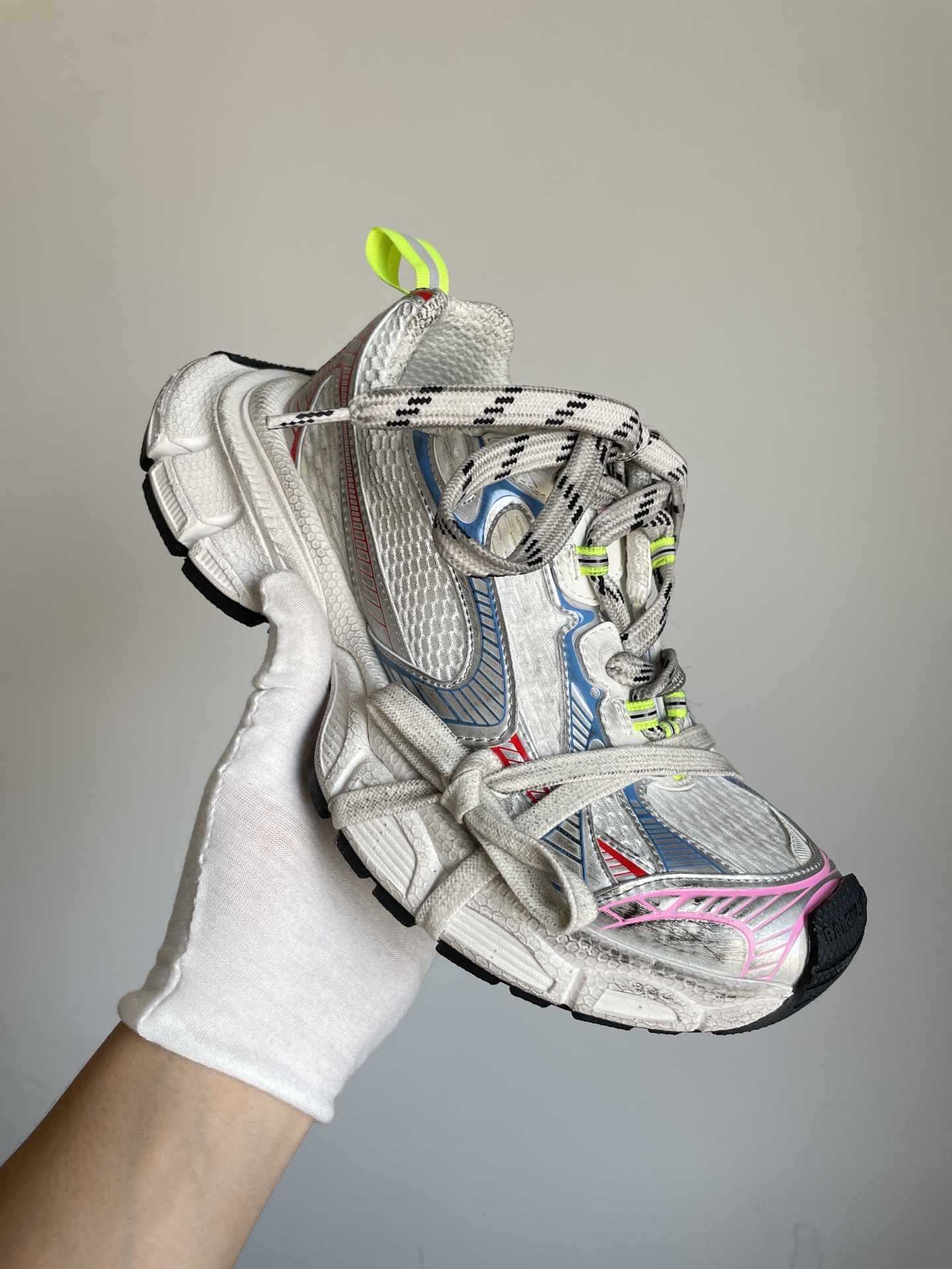 Balenciaga 3XL Mesh Lace-Up Low-Top Distressed White Red Blue Sneakers - Image 3