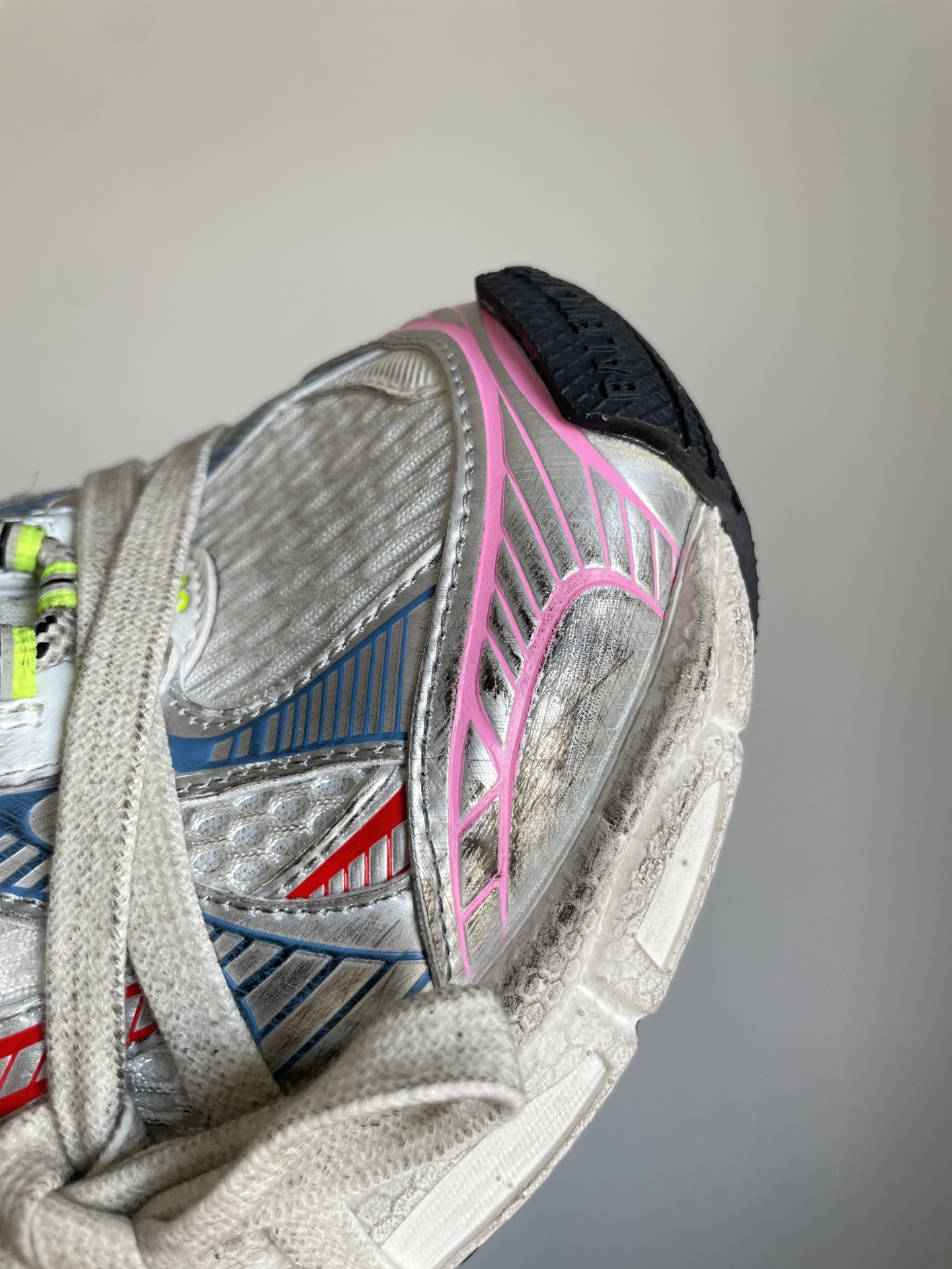 Balenciaga 3XL Mesh Lace-Up Low-Top Distressed White Red Blue Sneakers - Image 6