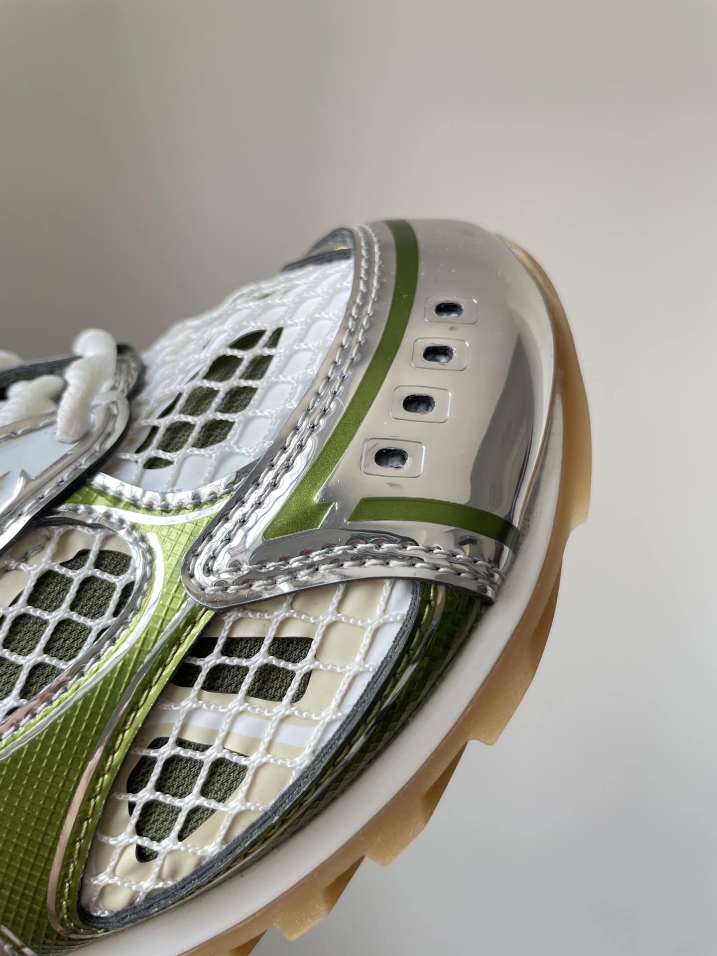 Bottega Veneta Orbit Round Toe Lace-Up Running Low-Top Sneakers Unisex Brown White - Image 6