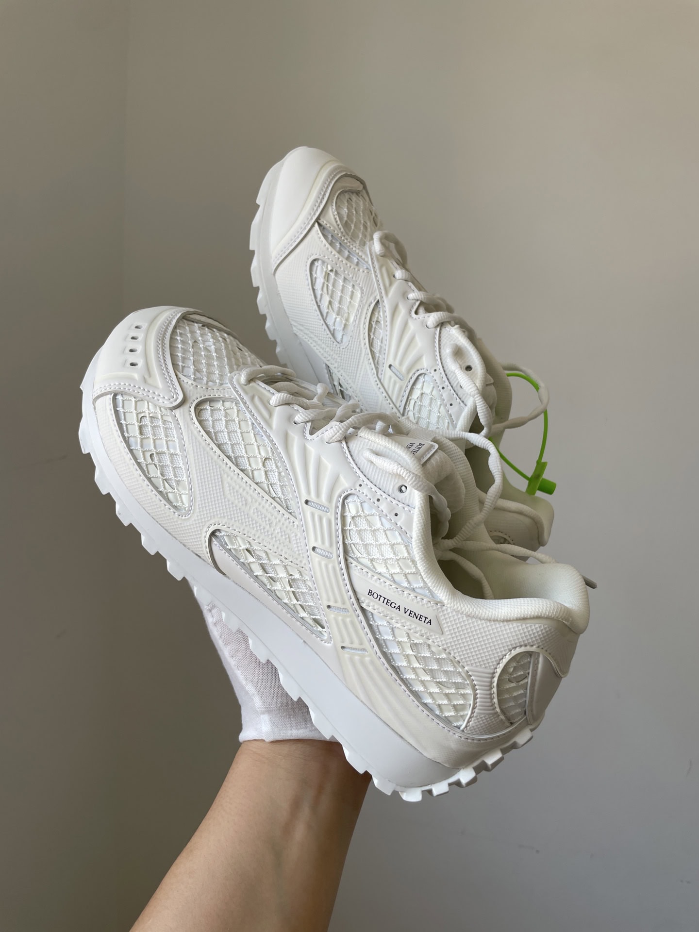 Bottega Veneta Orbit Mesh Round Toe Lace-Up Low-Top Sneakers Unisex White - Image 6