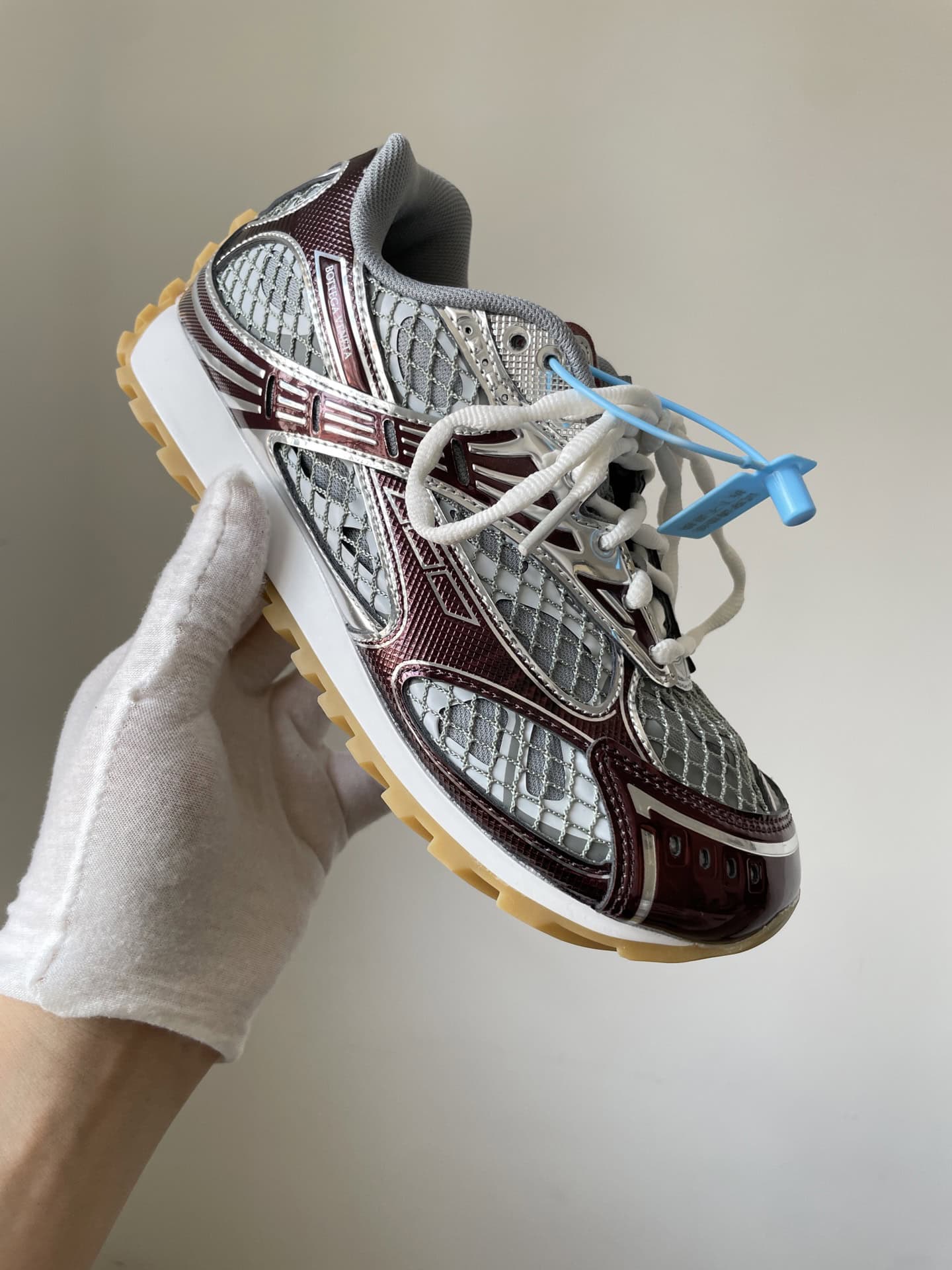 Bottega Veneta Orbit Fabric Comfortable Low-Top Sneakers Unisex Gray Red - Image 5