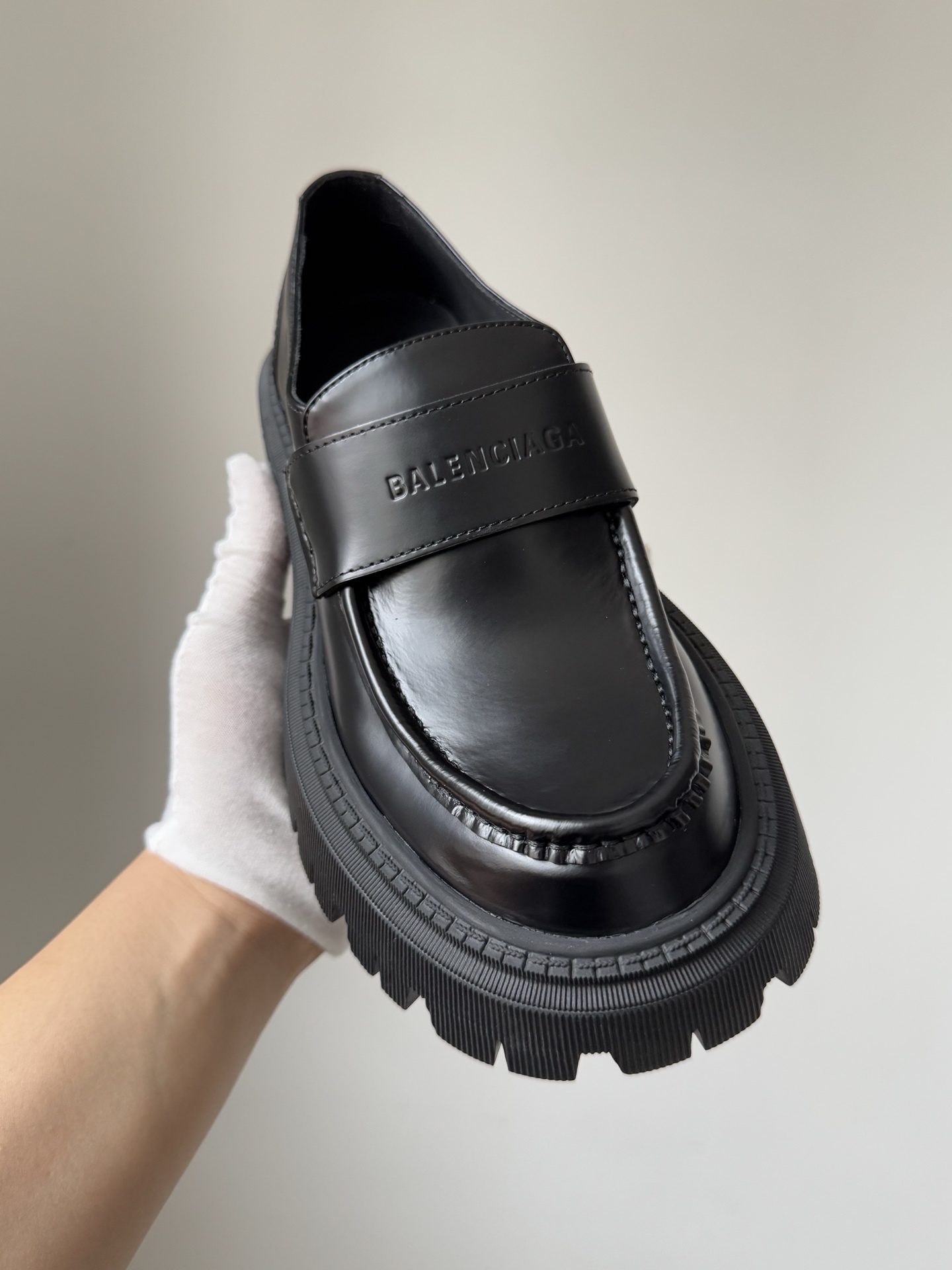 Balenciaga Tractor Calfskin, Leather Round-Toe Black Loafers - Image 4