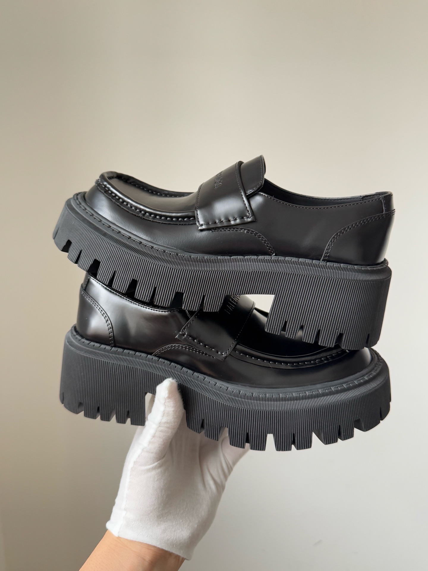 Balenciaga Tractor Calfskin, Leather Round-Toe Black Loafers - Image 6