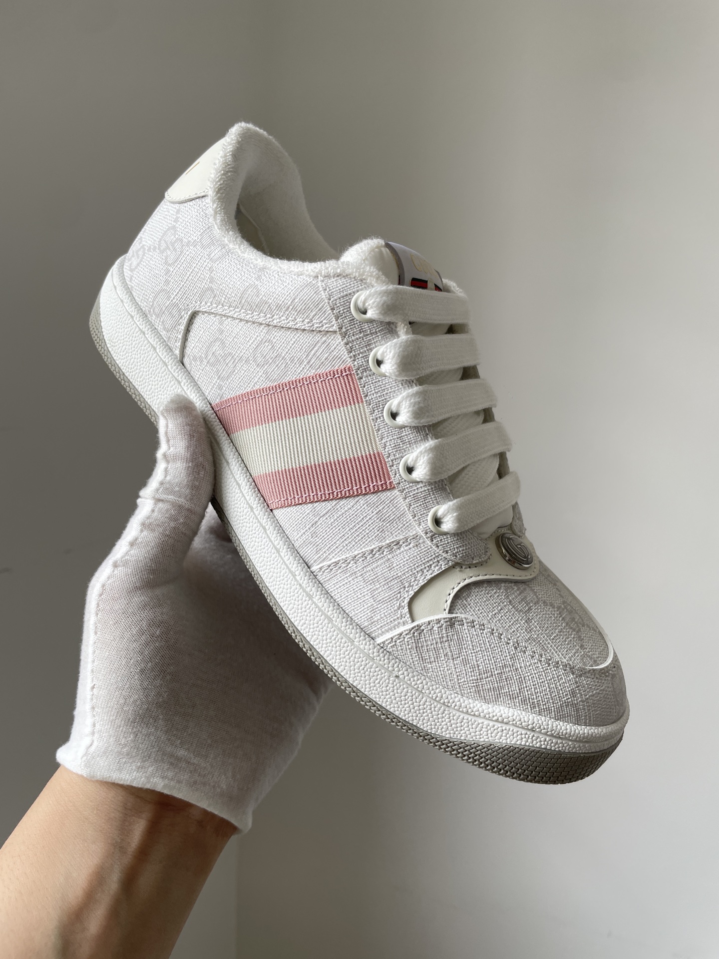 Gucci Screener Round Toe Lace-Up Sneakers Women Light Gray - Image 2
