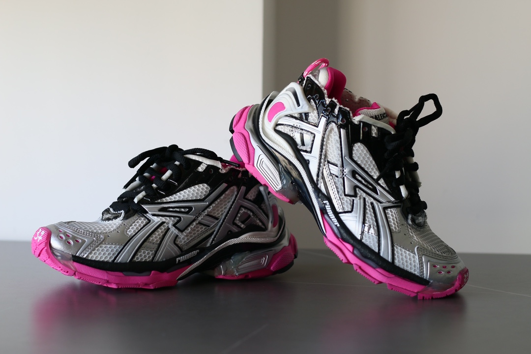 Balenciaga Runner Leather Round-Toe Lace-Up Low-Top Silver Gray Sneakers for Women - Image 4