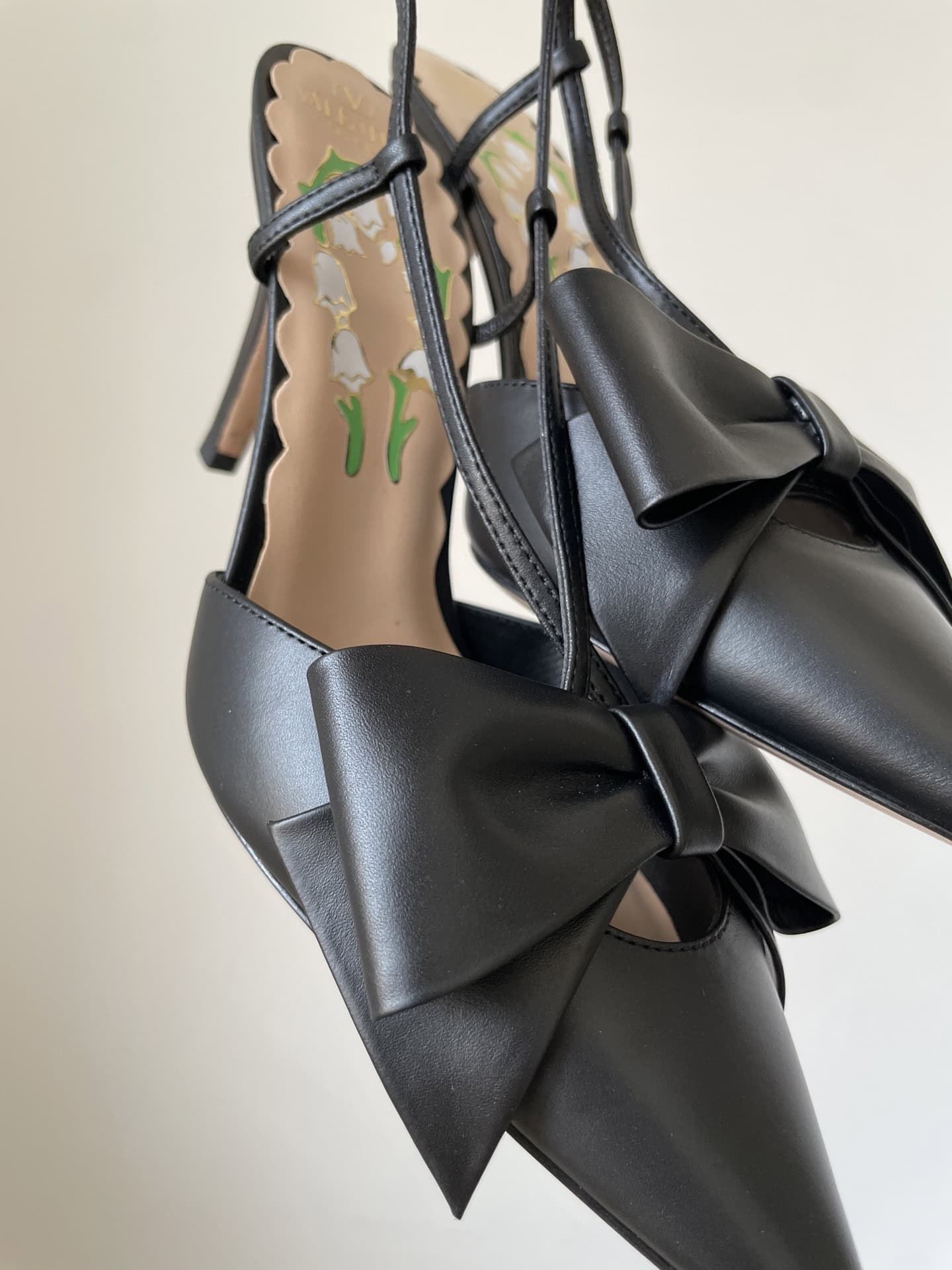 Valentino Bowow Lambskin Pointed Toe Buckle Stiletto Heels 8.5cm Women Black - Image 7