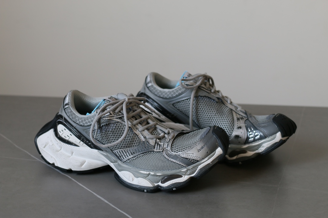 Balenciaga Stapler Round-Toe Lace-Up Low-Top Gray Sneakers - Image 3