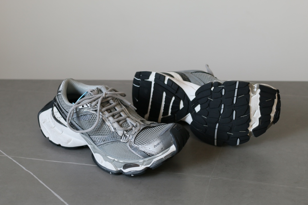 Balenciaga Stapler Round-Toe Lace-Up Low-Top Gray Sneakers - Image 6