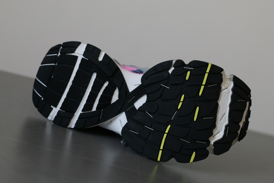 Balenciaga Stapler Round-Toe Thick-Soled Low-Top Sneakers for Women - Image 7