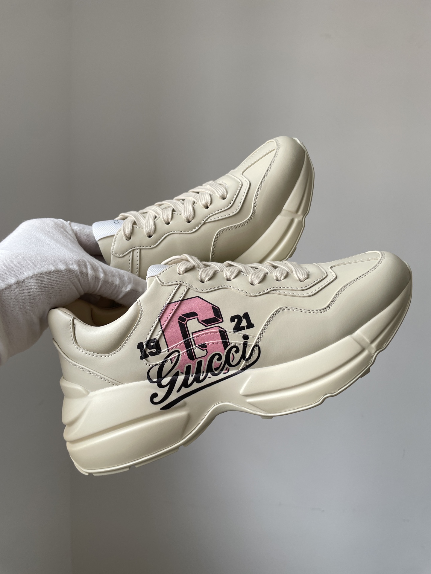 Gucci Rhyton Leather Lace-Up Sneakers Women Ivory - Image 2