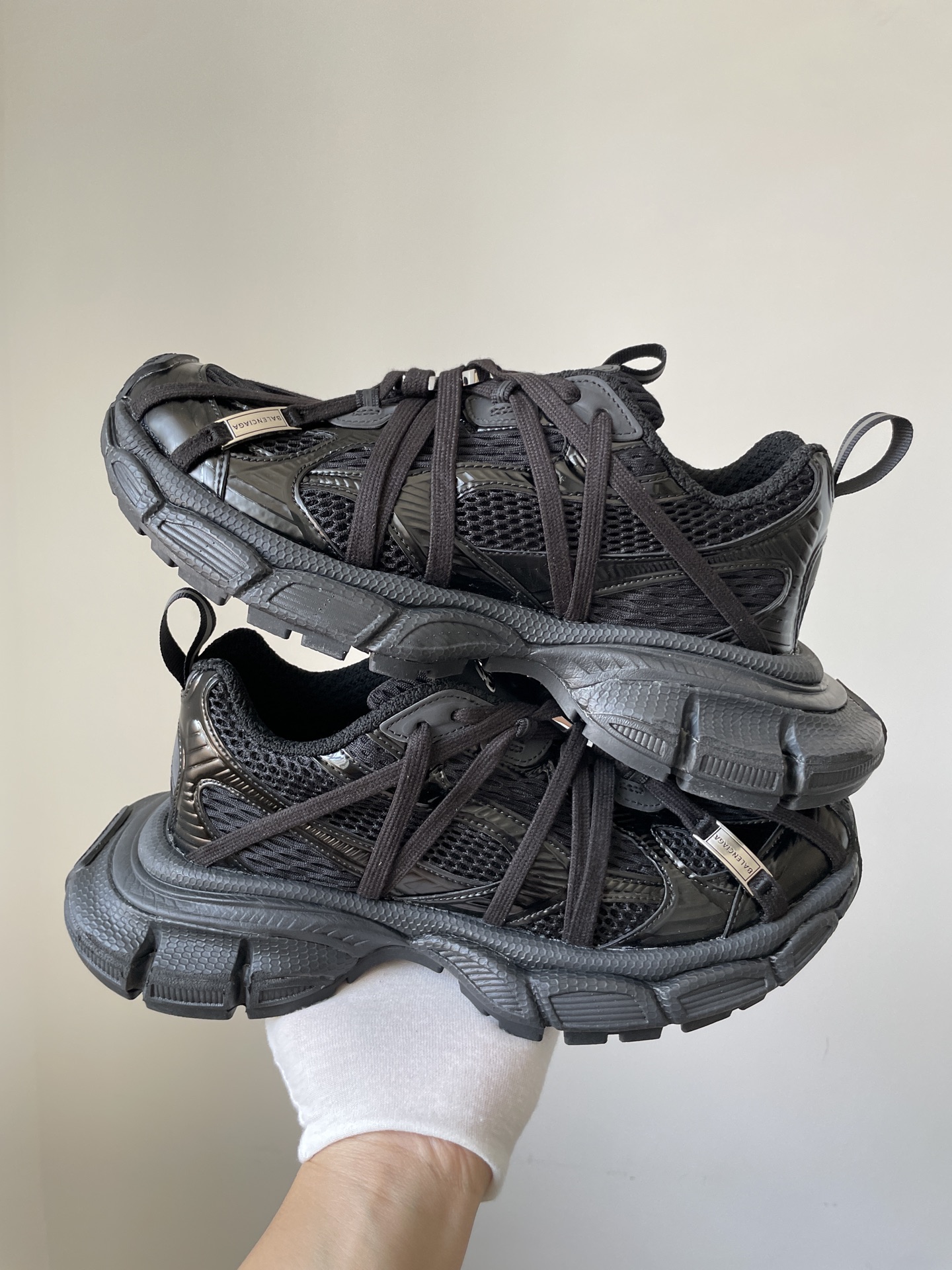 Balenciaga 3XL Round-Toe Lace-Up Low-Top Black Sneakers - Image 6