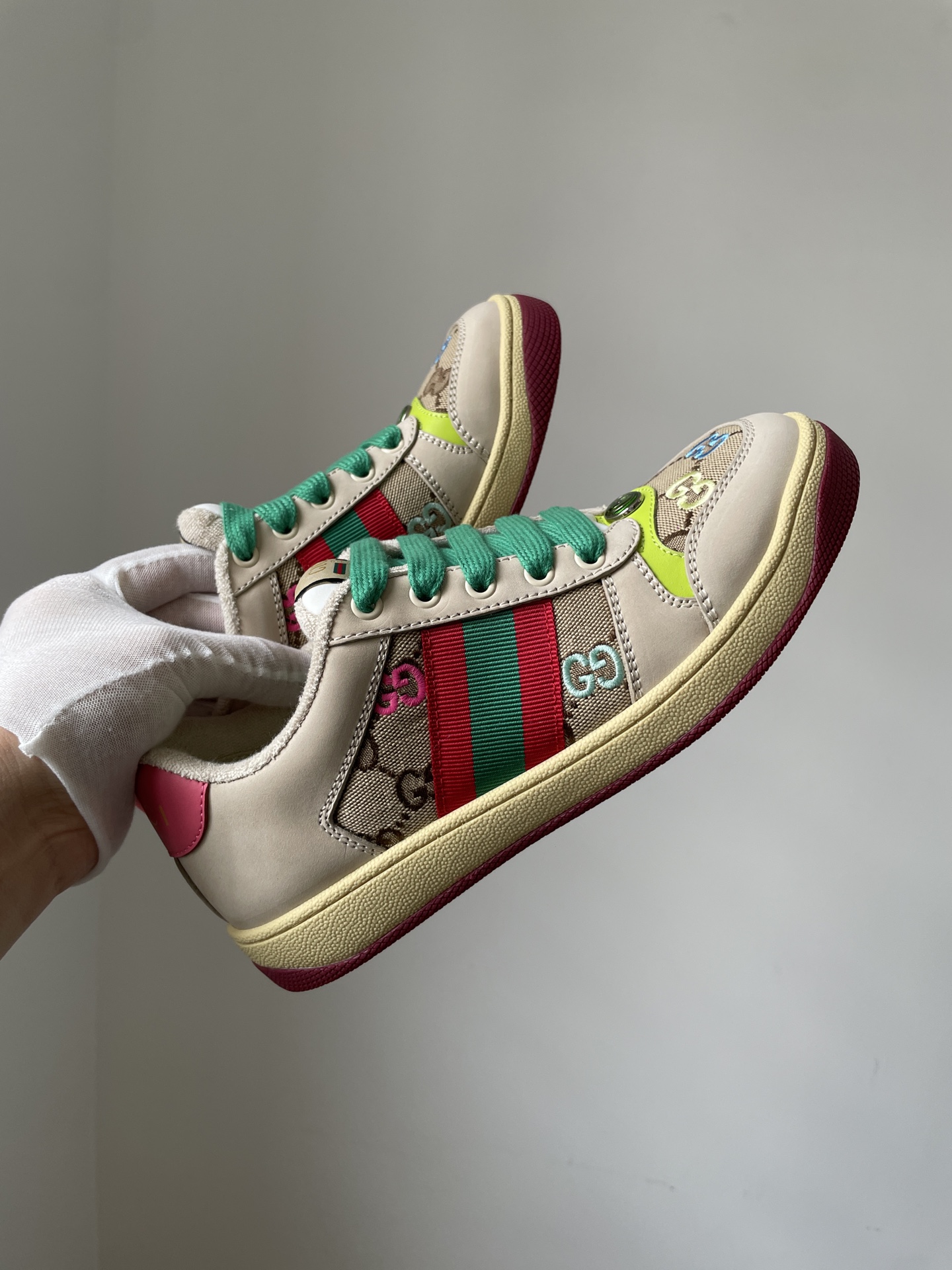 Gucci Screener Canvas Embroidered Low-Top Sneakers Women White - Image 4