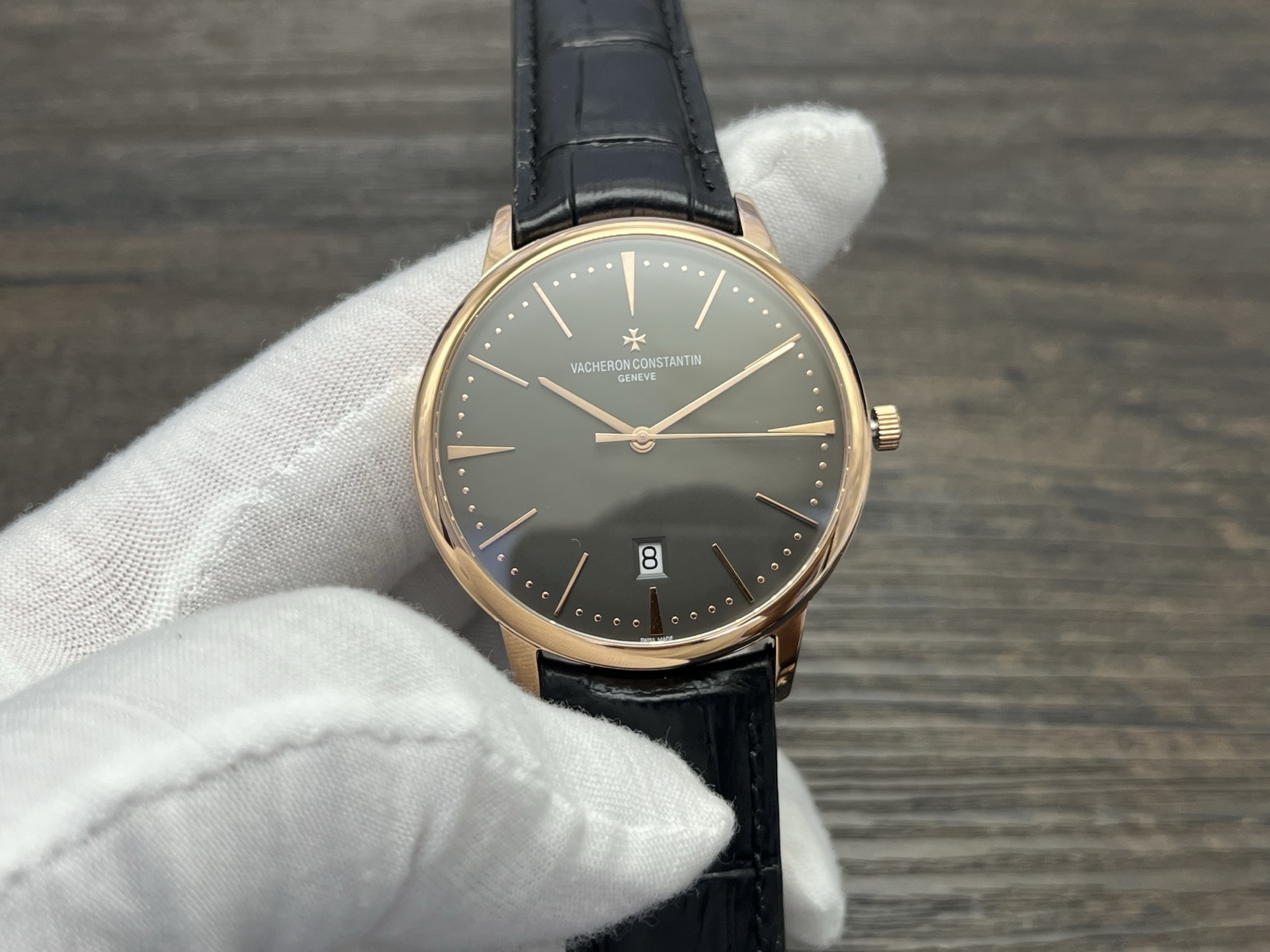 VACHERON CONSTANTIN Patrimony Automatic Mechanical Watch 40mm Black Dial Red Gold Case - Image 3