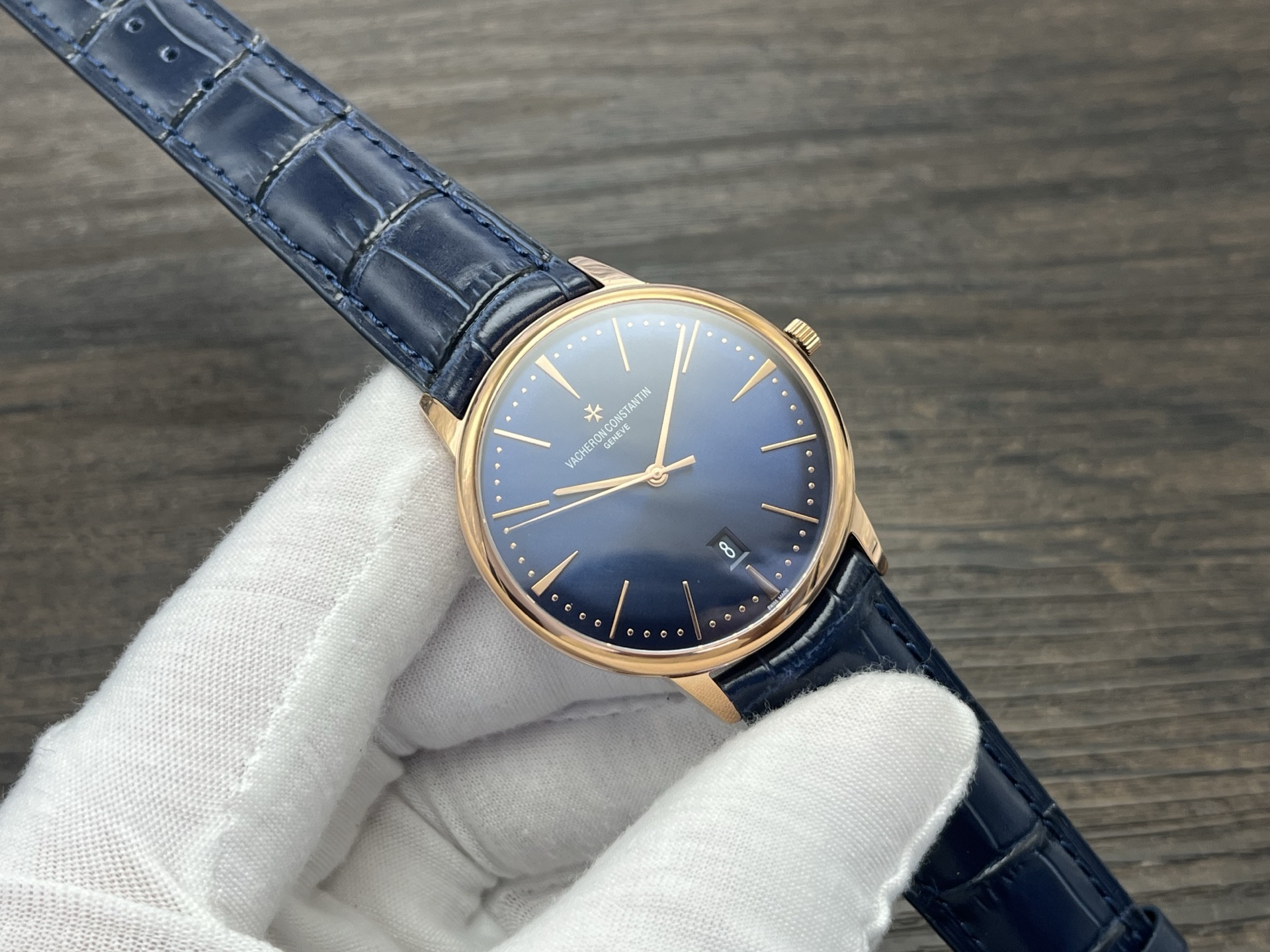 VACHERON CONSTANTIN Patrimony Automatic Mechanical Watch 40mm Blue Dial Red Gold Case - Image 2