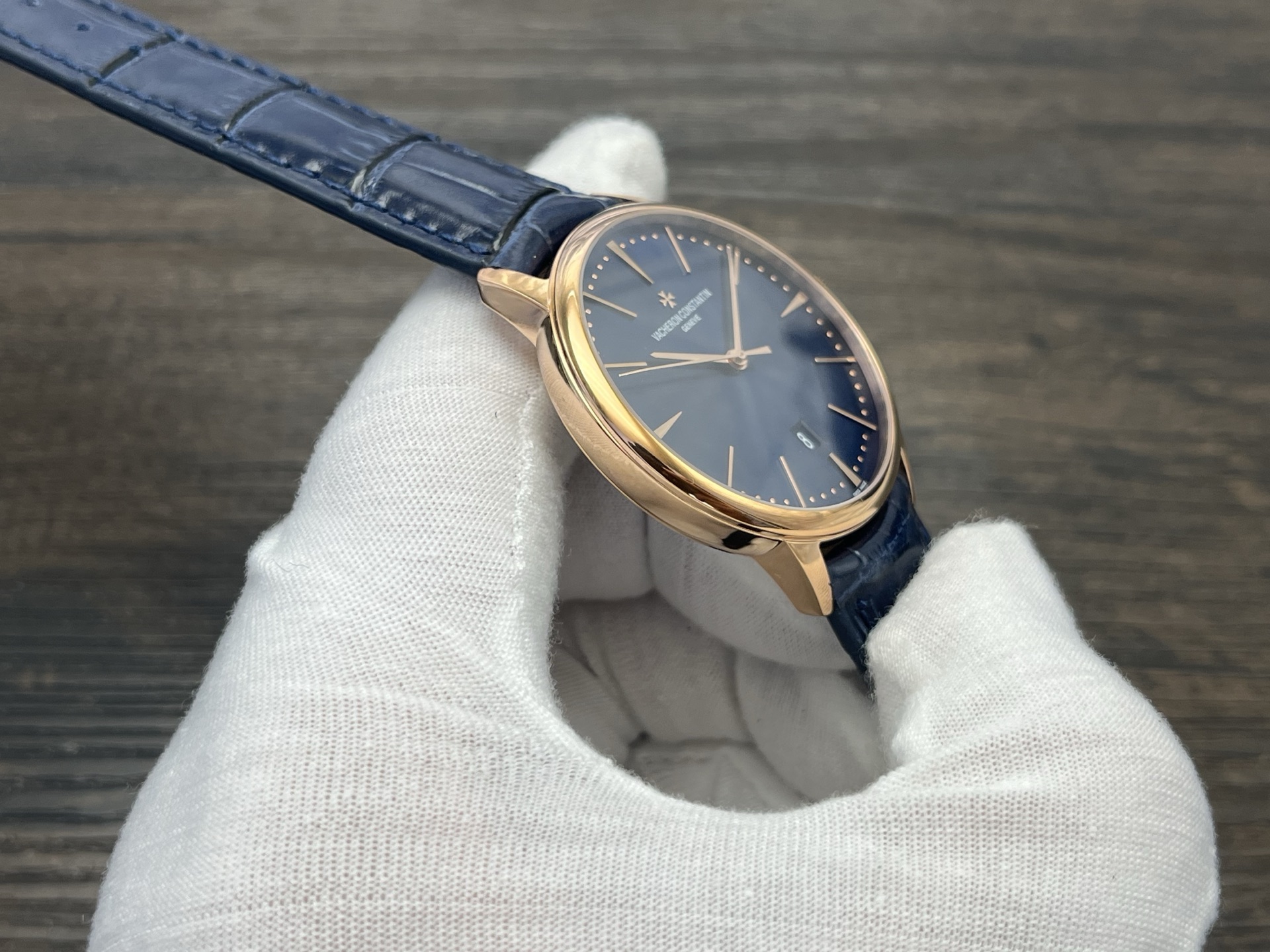 VACHERON CONSTANTIN Patrimony Automatic Mechanical Watch 40mm Blue Dial Red Gold Case - Image 6