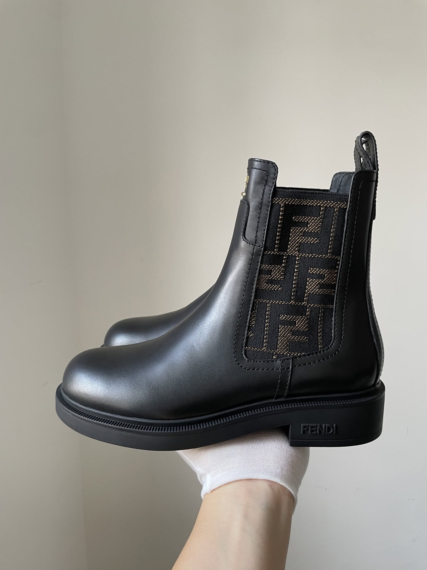 Fendi Filo Calfskin Leather Round Toe Biker Chelsea Ankle Boots Women Black - Image 4