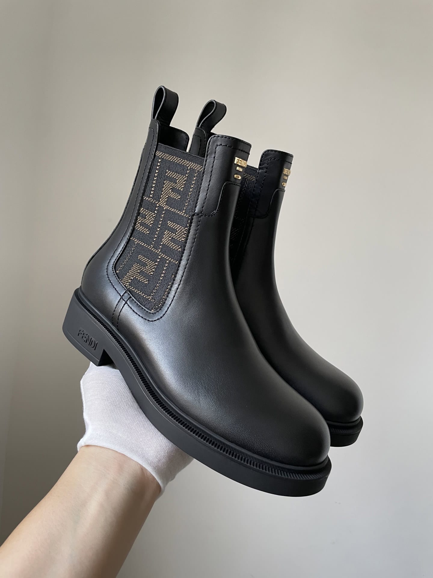 Fendi Filo Calfskin Leather Round Toe Biker Chelsea Ankle Boots Women Black - Image 5