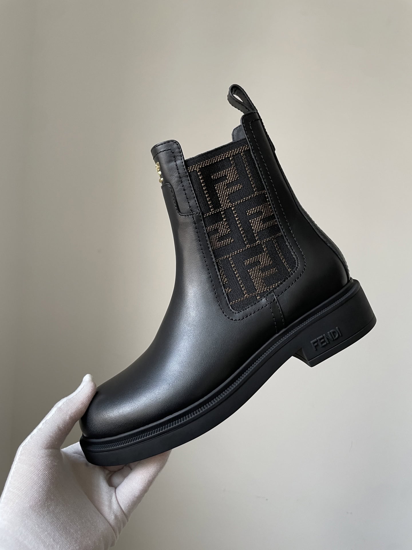 Fendi Filo Calfskin Leather Round Toe Biker Chelsea Ankle Boots Women Black - Image 7