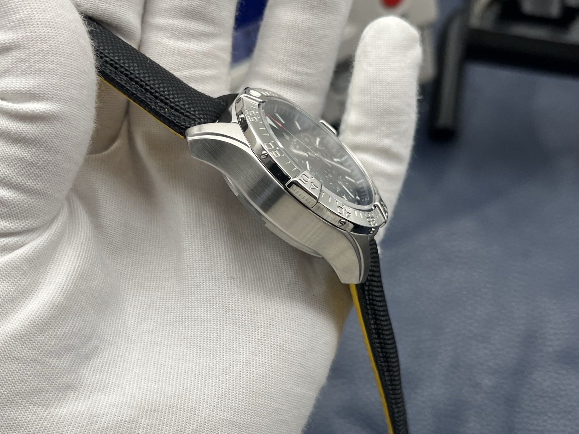 Breitling Avenger Automatic Chronograph Men’s Watch 44mm Black Dial Stainless Steel Case with Leather Strap - Image 6