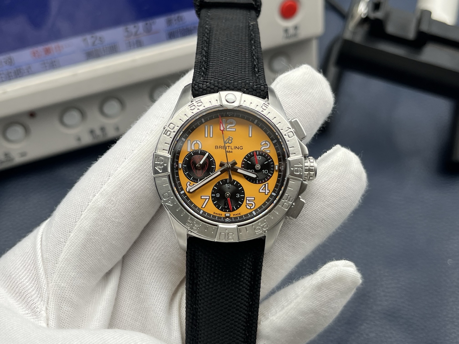 Breitling Avenger B01 Chronograph 44 Snake Year Limited Automatic Chronograph Men’s Watch 44mm Yellow Dial Stainless Steel Case with Leather Strap - Image 3