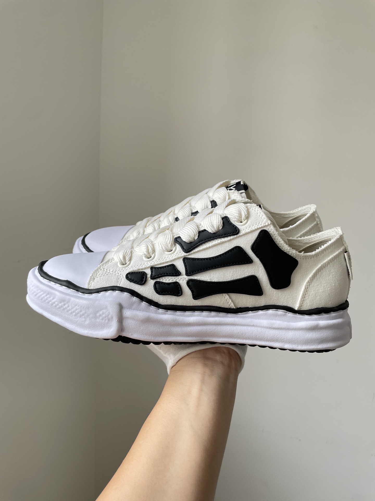 Maison Mihara Yasuhiro x AMIRI Skel-Top Low Canvas Lace-Up Sneakers Men Beige - Image 6