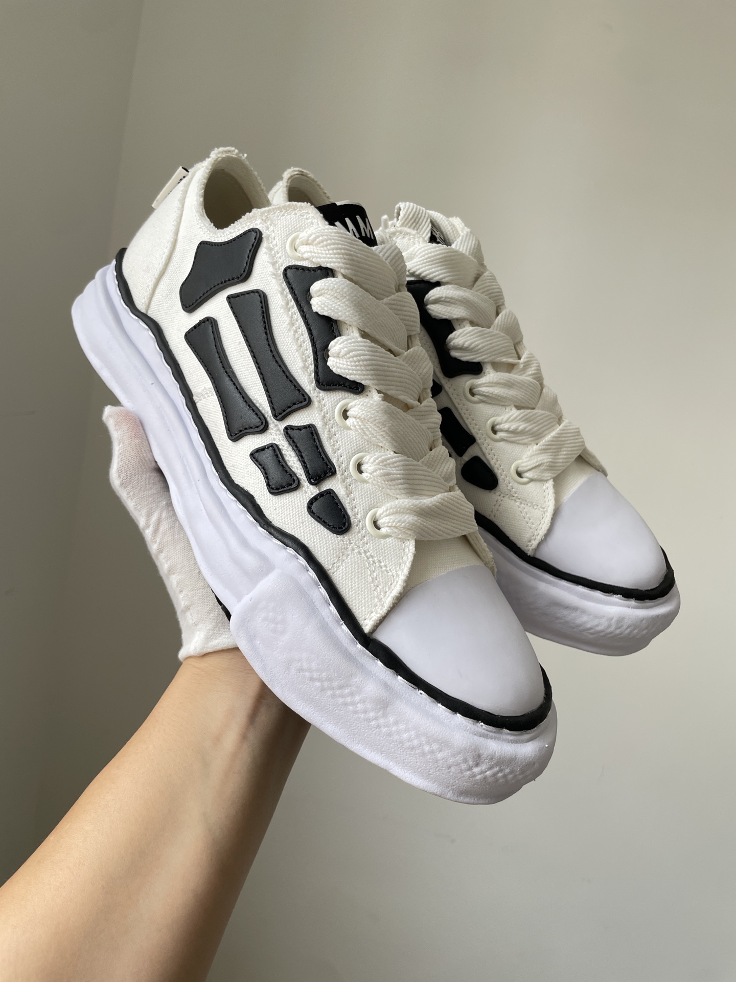 Maison Mihara Yasuhiro x AMIRI Skel-Top Low Canvas Lace-Up Sneakers Men Beige - Image 7