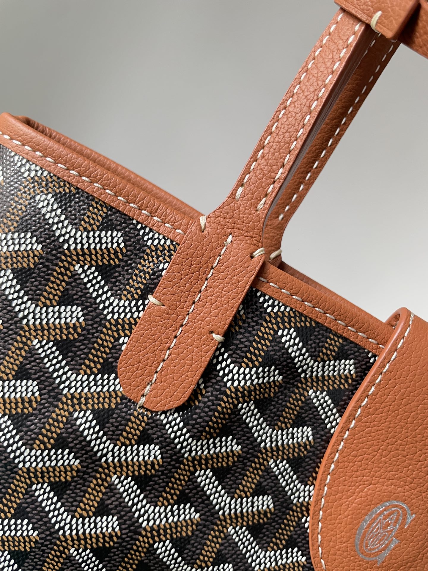 Goyard Anjou Mini Reversible Tote Bag with Y Pattern Coated Canvas and Leather Trim – Women - Image 7