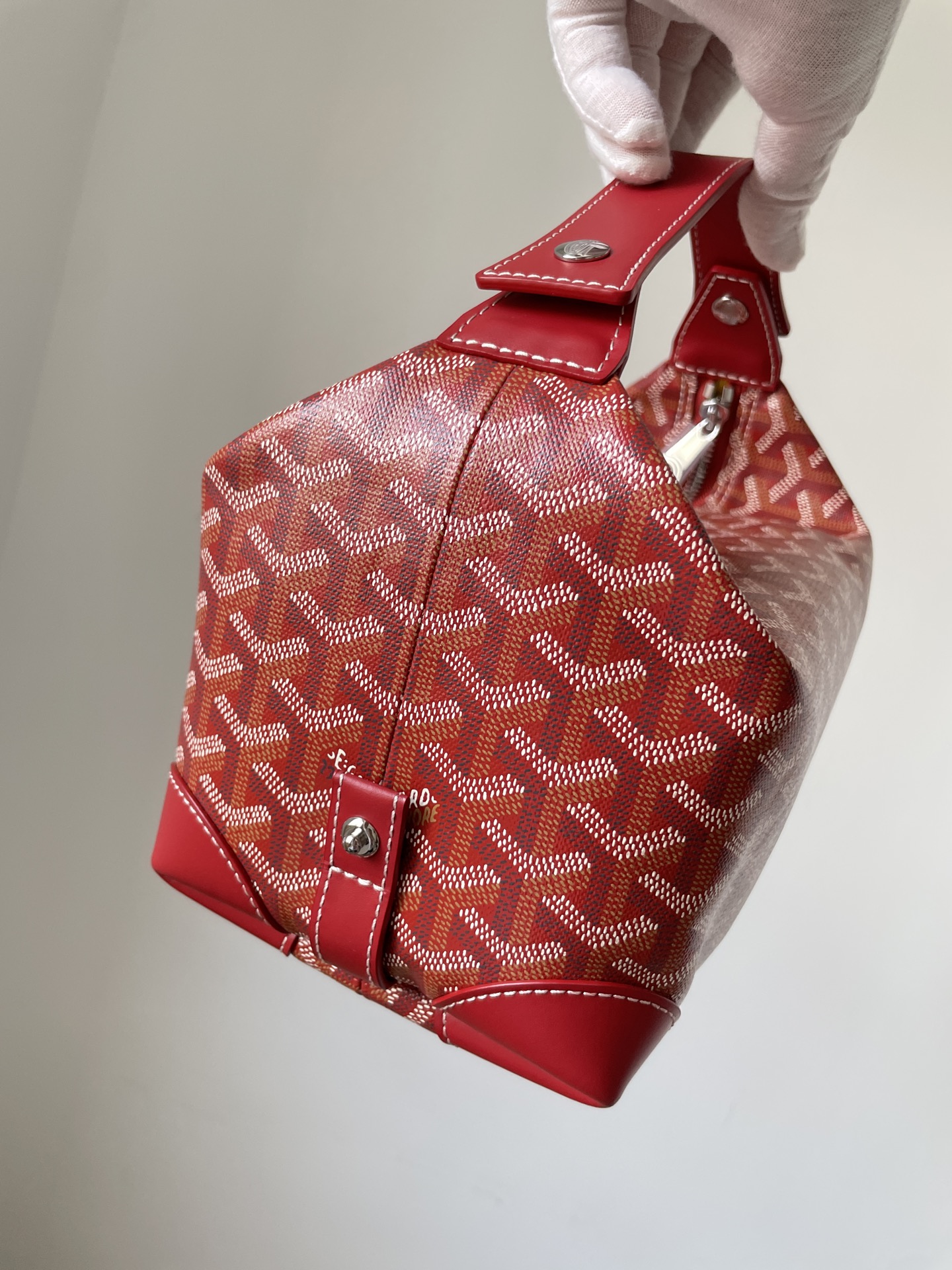 GOYARD Boeing Canvas & Calfskin Travel Toiletry Bag – Red - Image 5