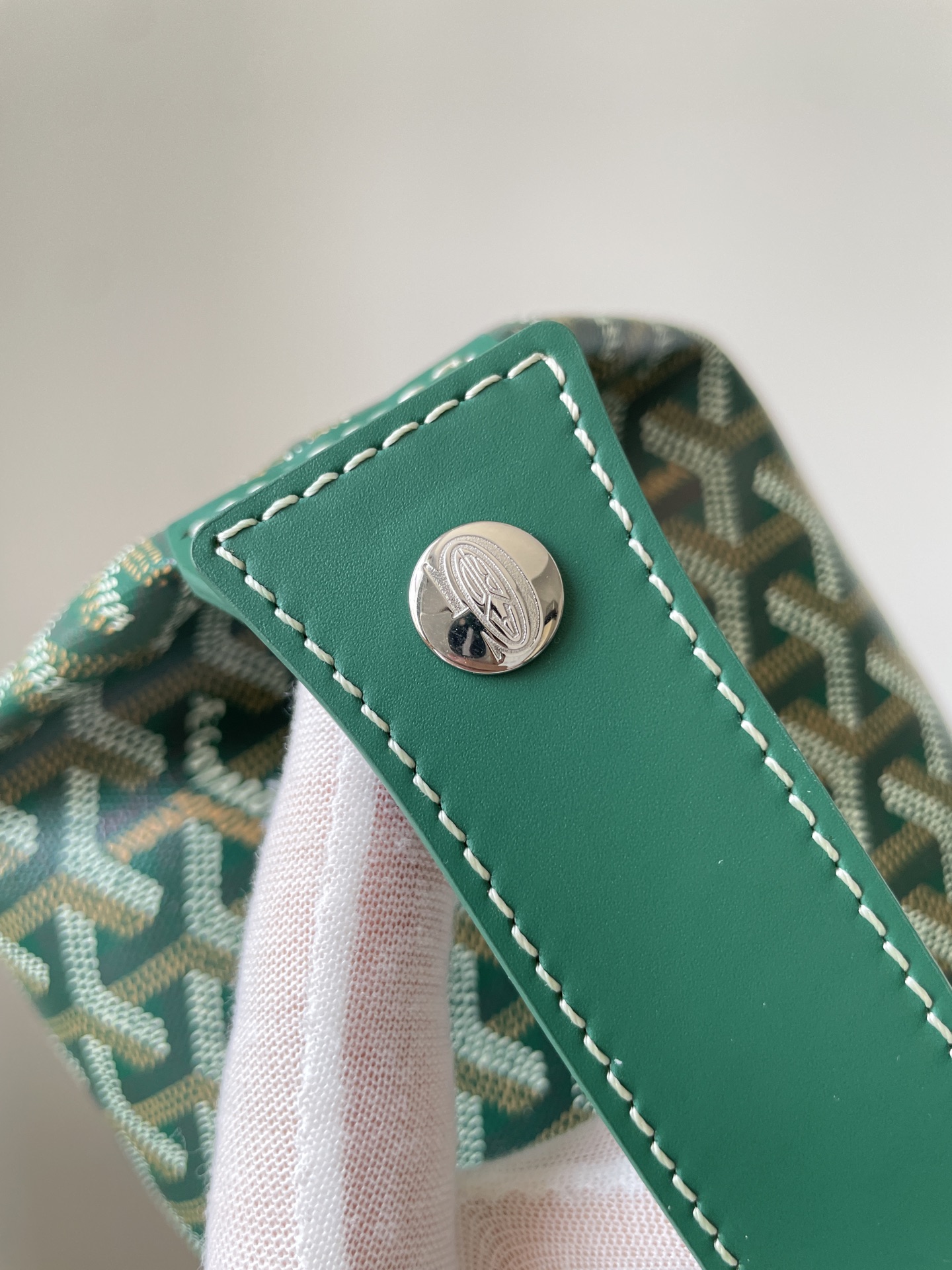 GOYARD Boeing Canvas & Calfskin Travel Toiletry Bag – Green - Image 6