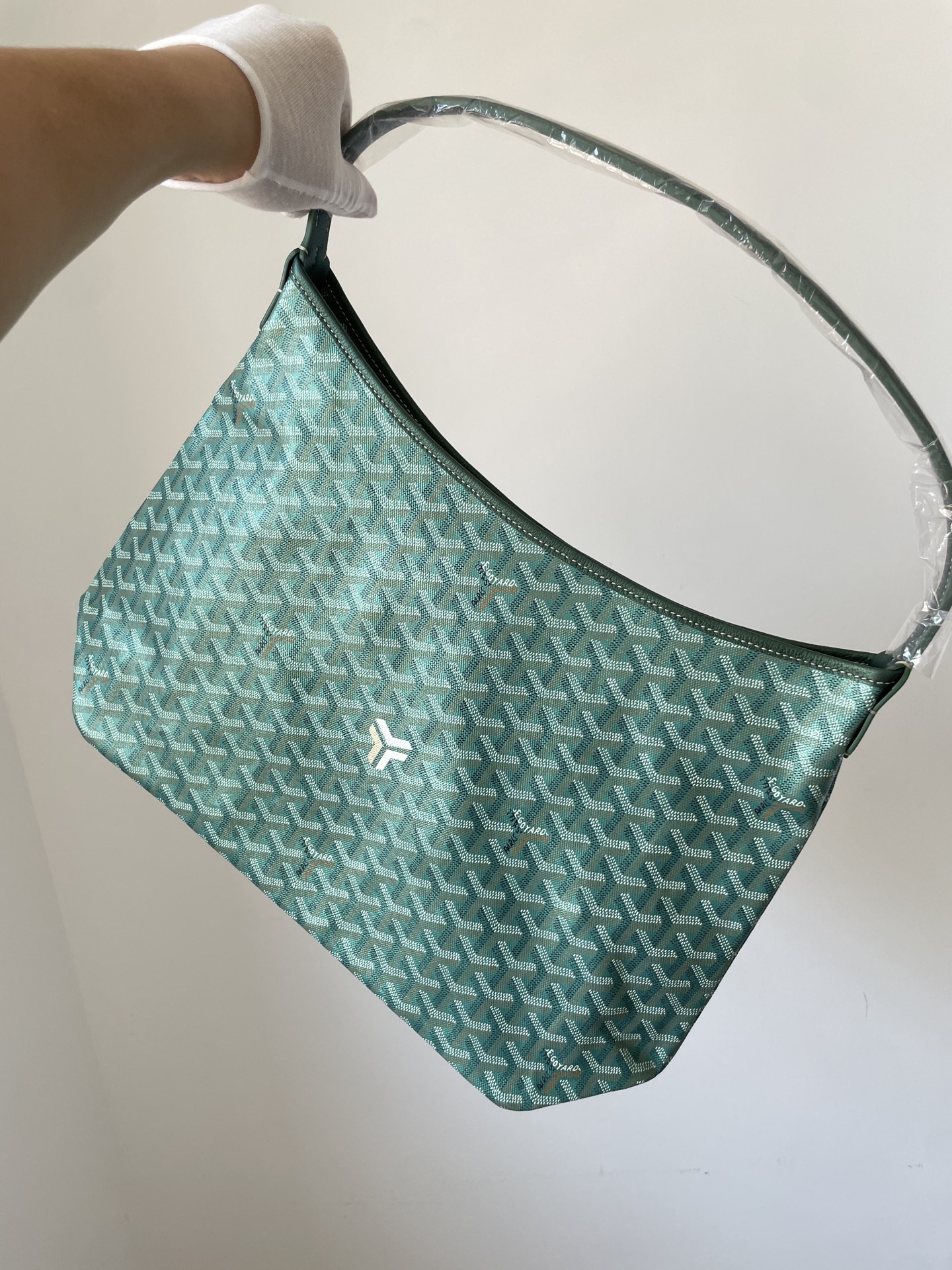 GOYARD Bohème Hobo Canvas & Calfskin Shoulder Tote – Green - Image 3