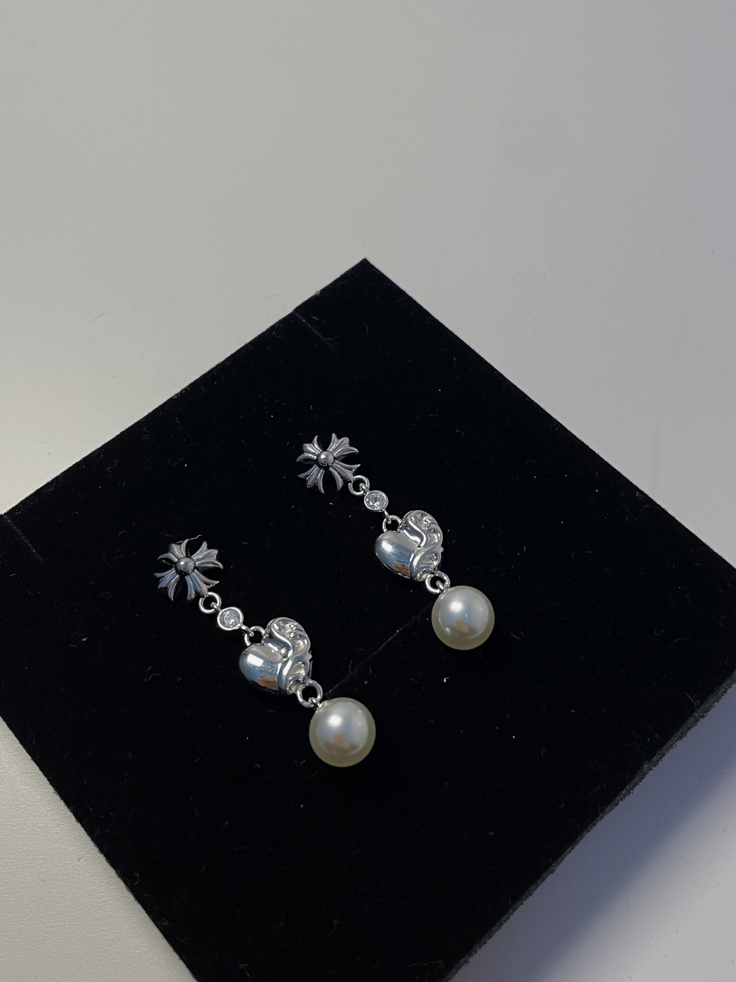 Chrome Hearts × Mikimoto Long Cross Earrings (Pearl Series) - Image 3