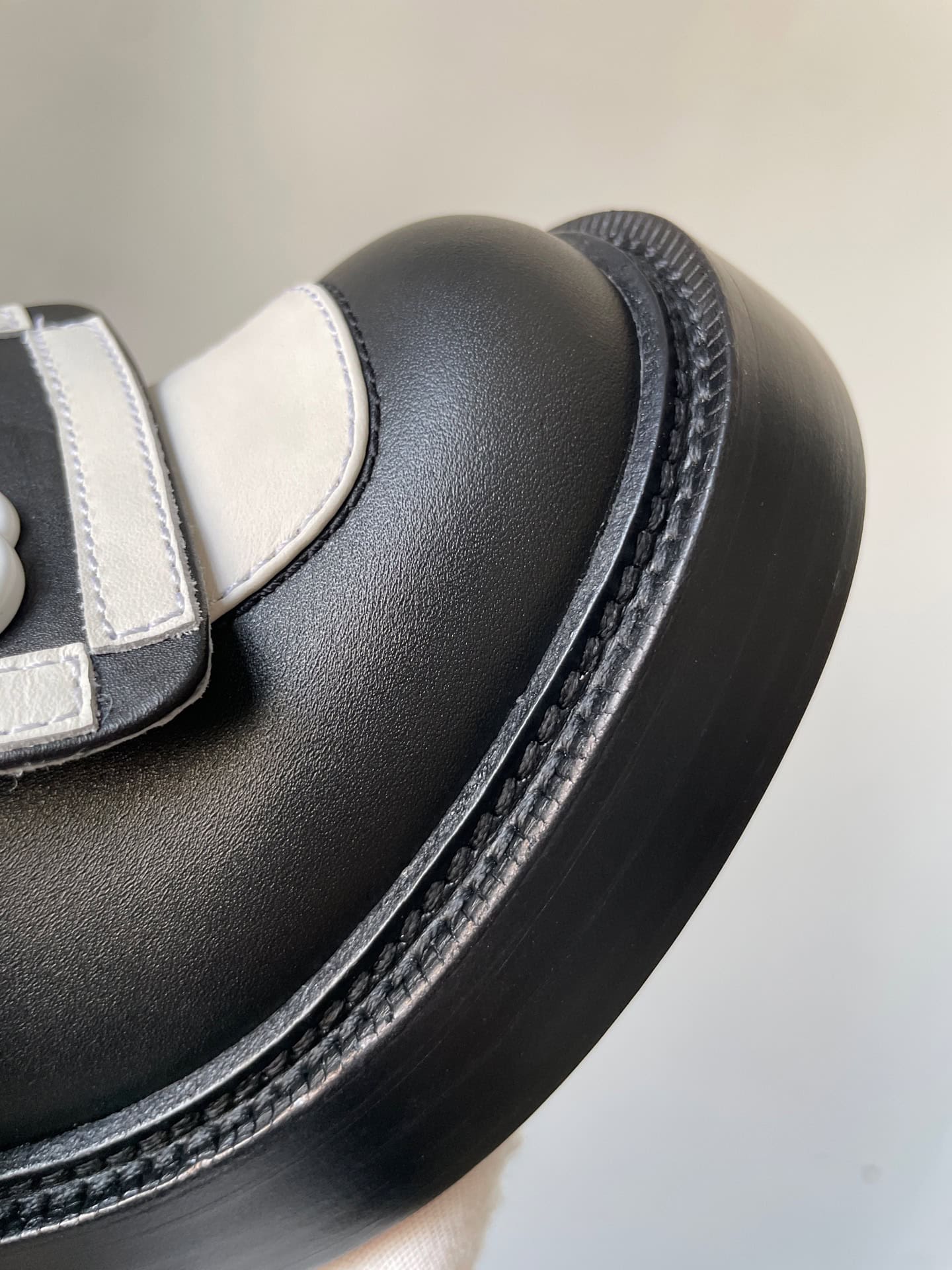 Chanel Calfskin Round Toe Slip-On Loafers Women Black - Image 7