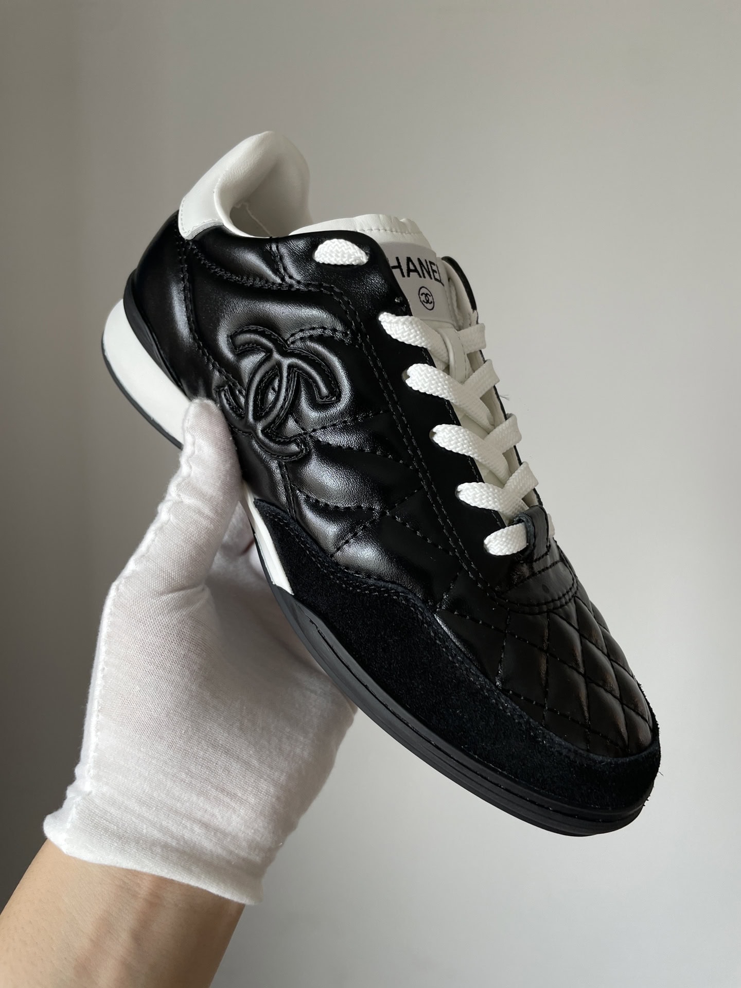 Chanel 25S Round Toe Flat Lace-Up Low-Top Sneakers Women Black - Image 4