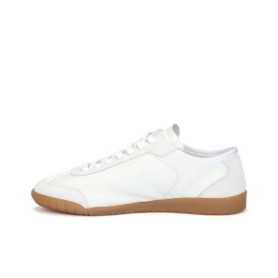 Chanel 24B Calfskin Round Toe Lace-Up Low-Top Trainers Women White