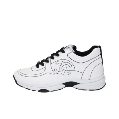 Chanel 25C Round Toe Platform Lace-Up Low-Top Sneakers Women White