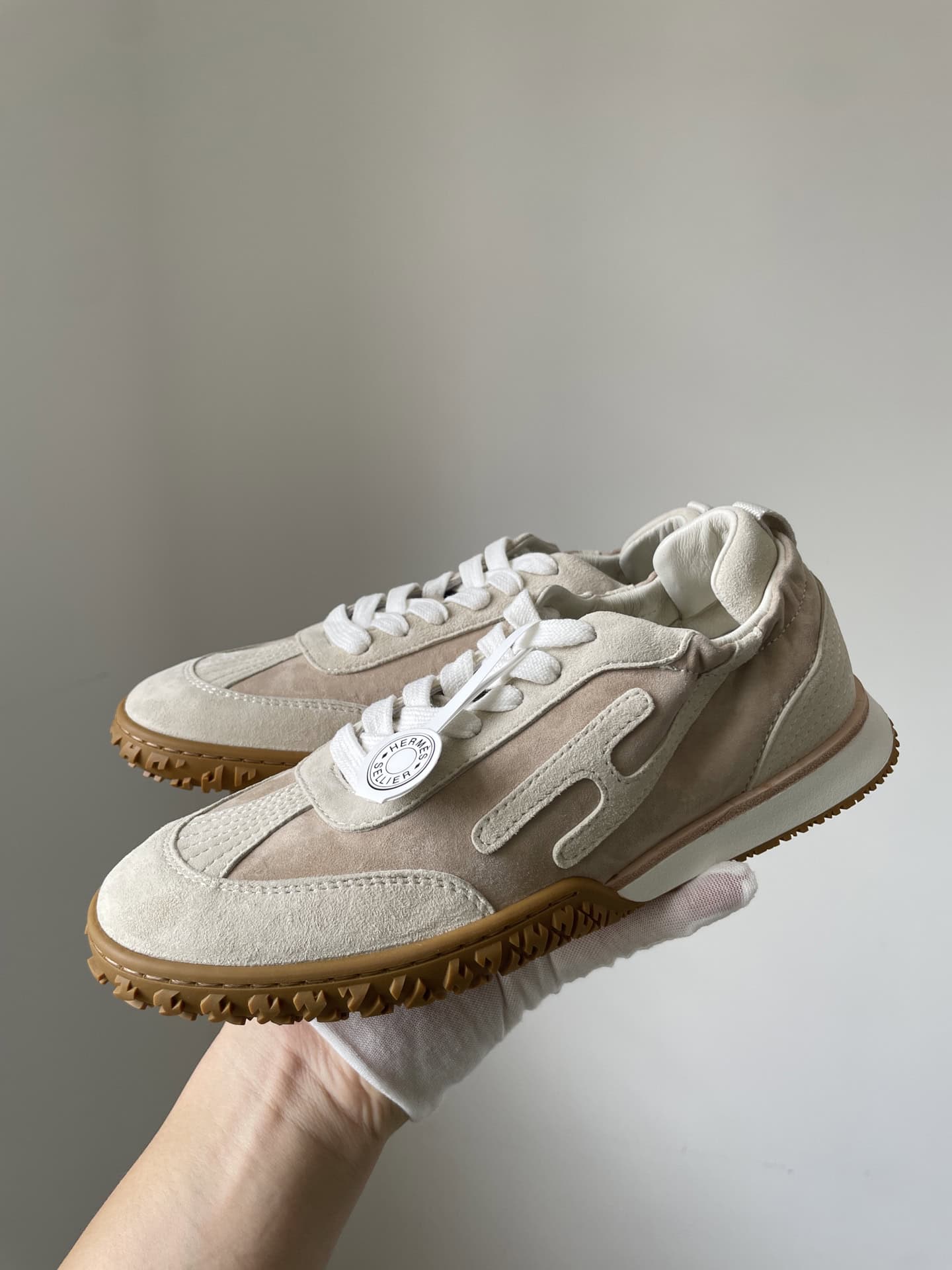 Hermes Jet Leather Round Toe Lace-Up Low-Top Trainers Unisex Off White - Image 4