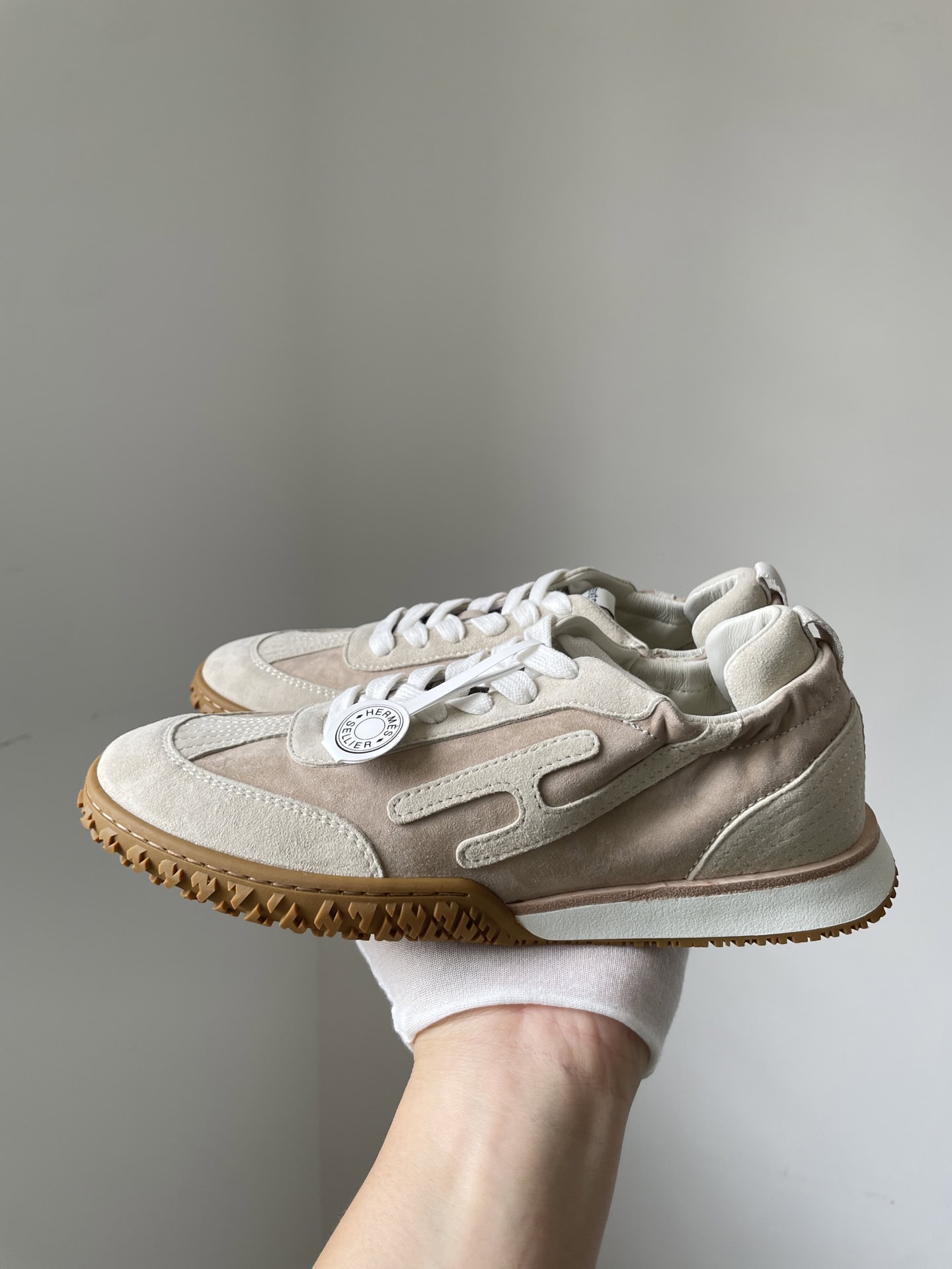 Hermes Jet Leather Round Toe Lace-Up Low-Top Trainers Unisex Off White - Image 6